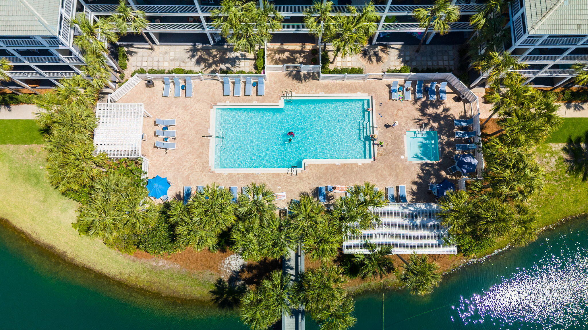 GULF PLACE RESIDENCES - Residential