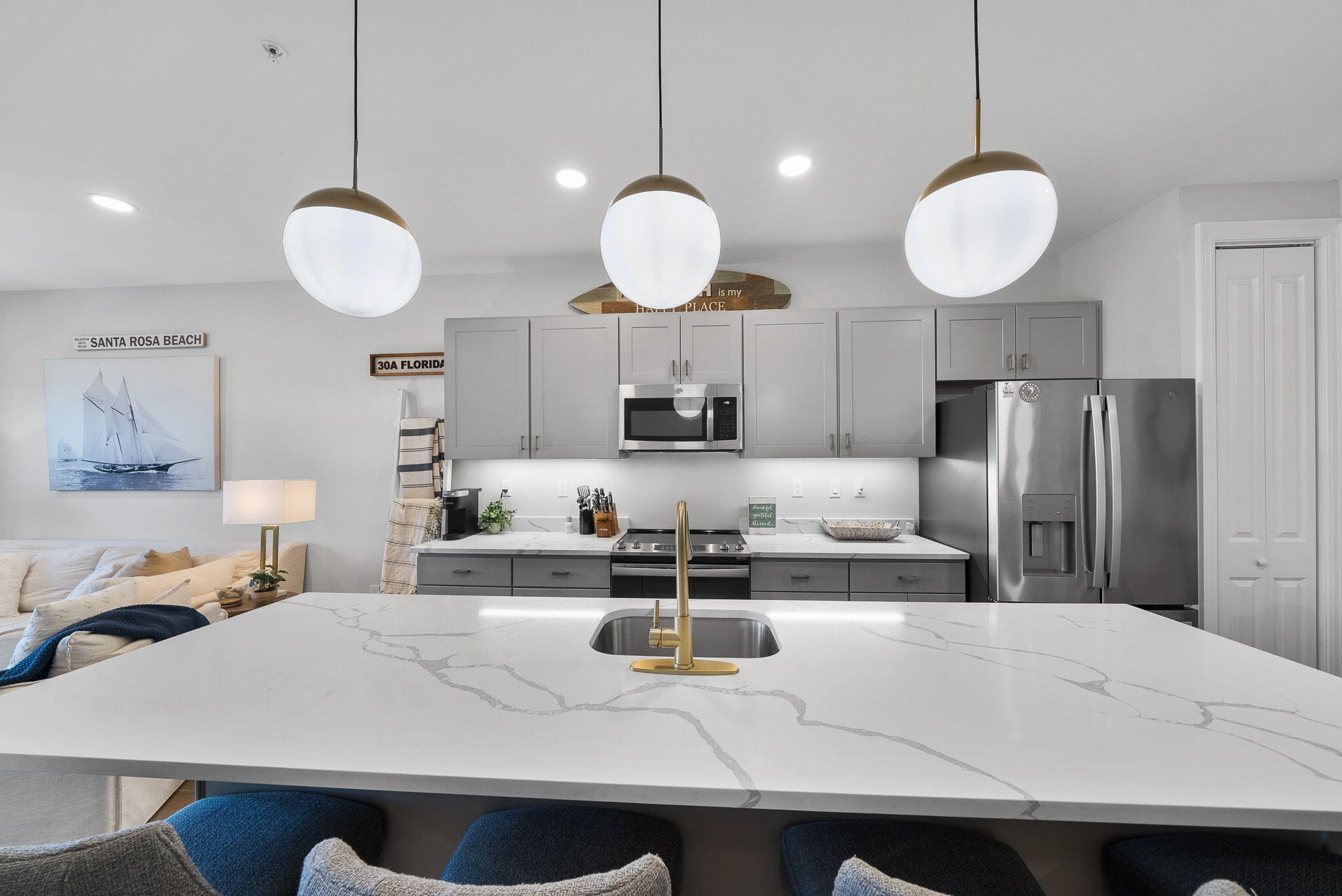 GULF PLACE RESIDENCES - Residential