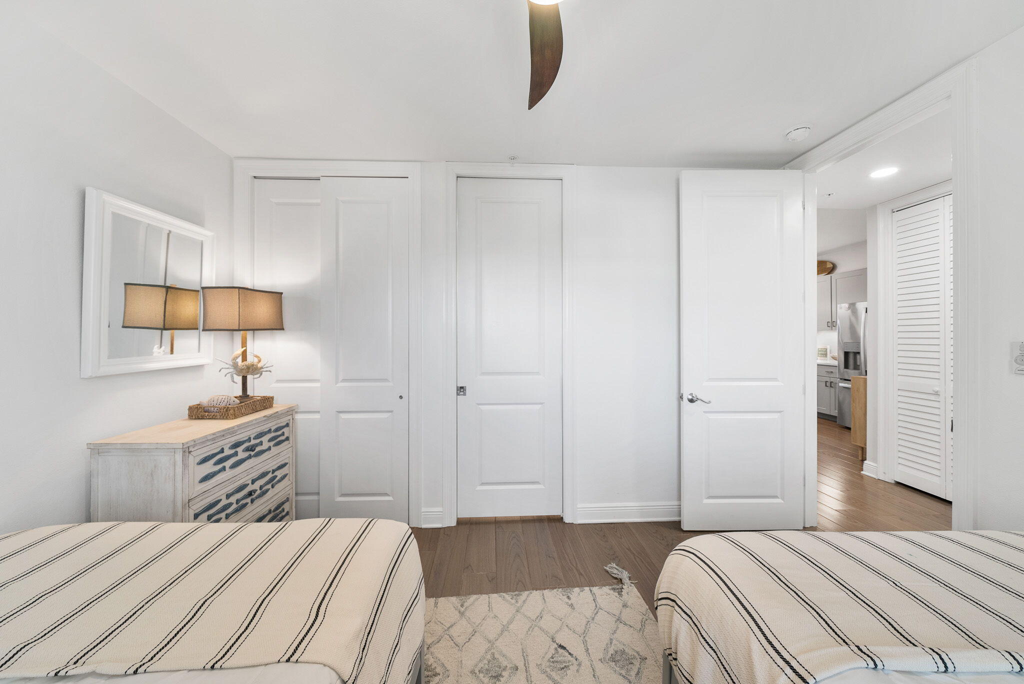 GULF PLACE RESIDENCES - Residential