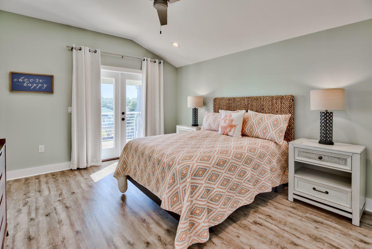 CRYSTAL BEACH - Residential