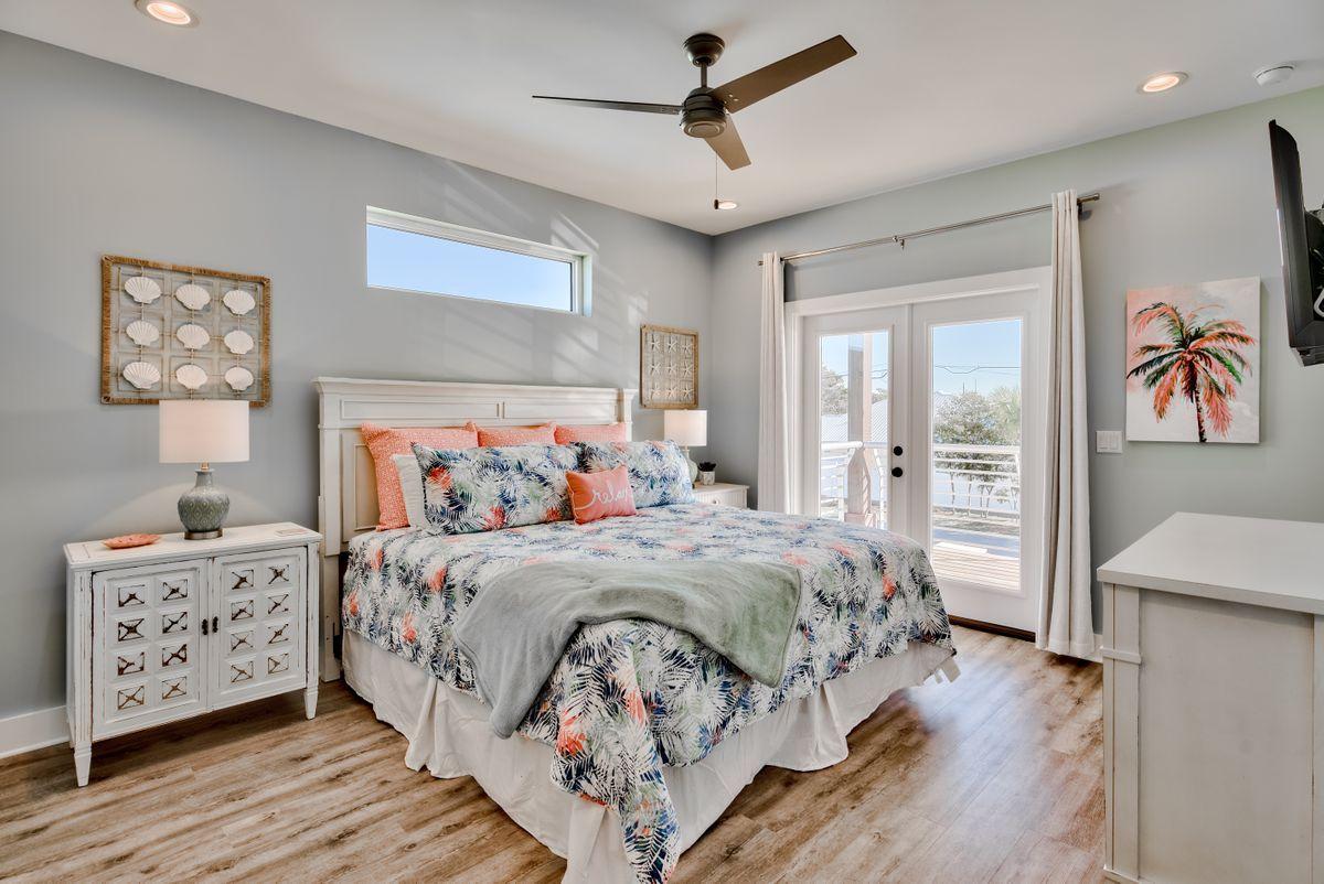 CRYSTAL BEACH - Residential