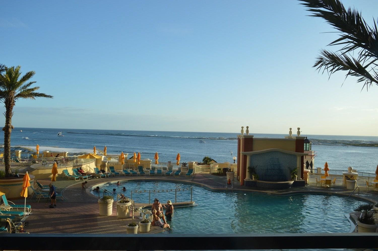 EMERALD GRANDE - Residential