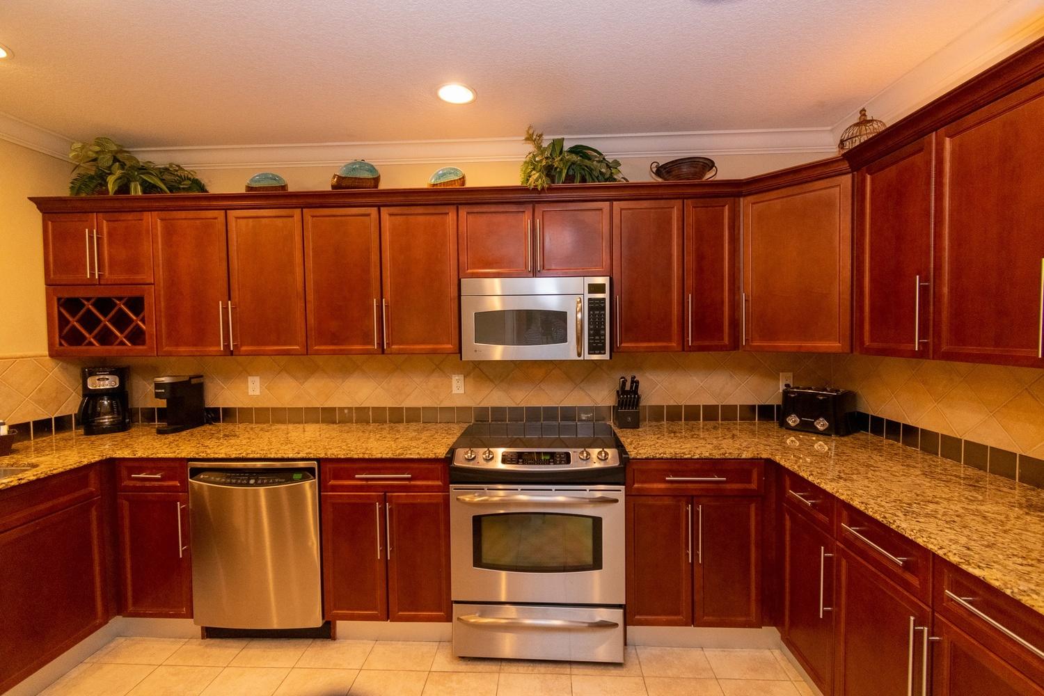 EMERALD GRANDE - Residential