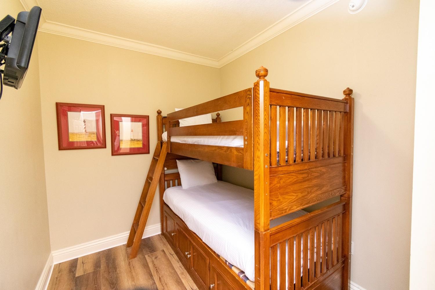 EMERALD GRANDE - Residential