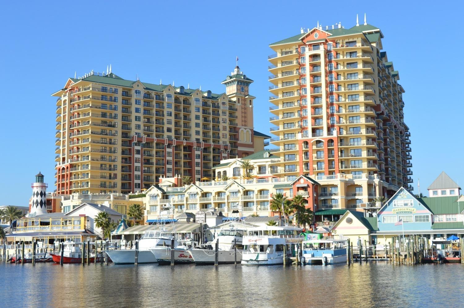 EMERALD GRANDE - Residential