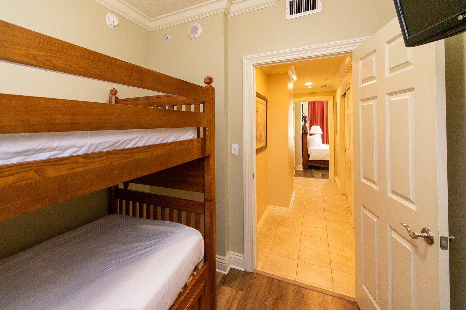 EMERALD GRANDE - Residential