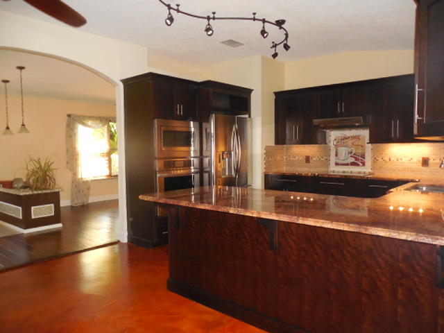 HOLLEY BY THE SEA - Residential