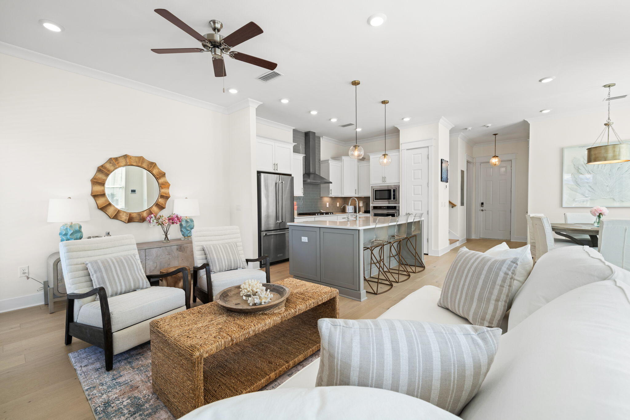 PROMINENCE - Residential