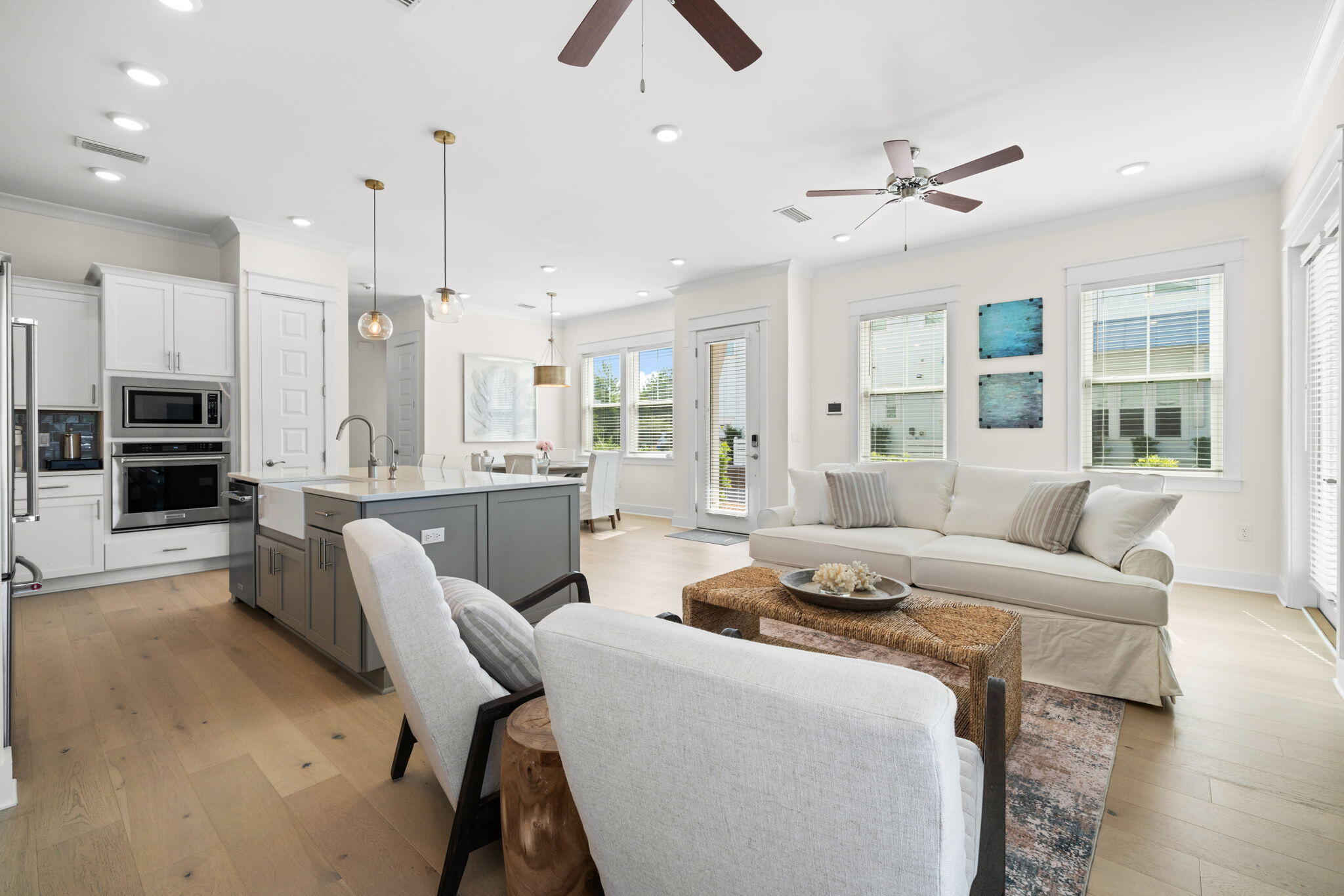 PROMINENCE - Residential