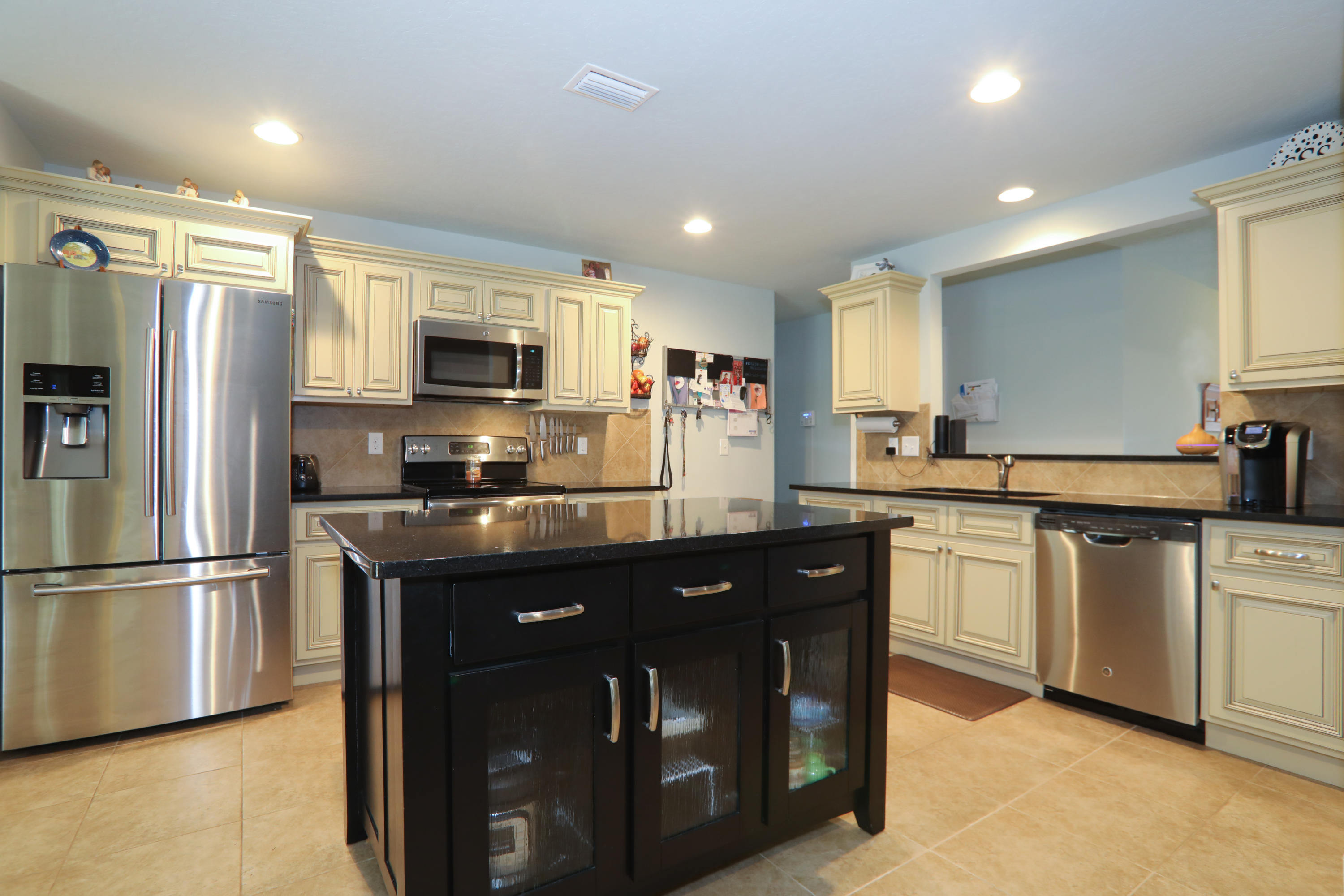 INDIAN TRAIL ESTATES - Residential