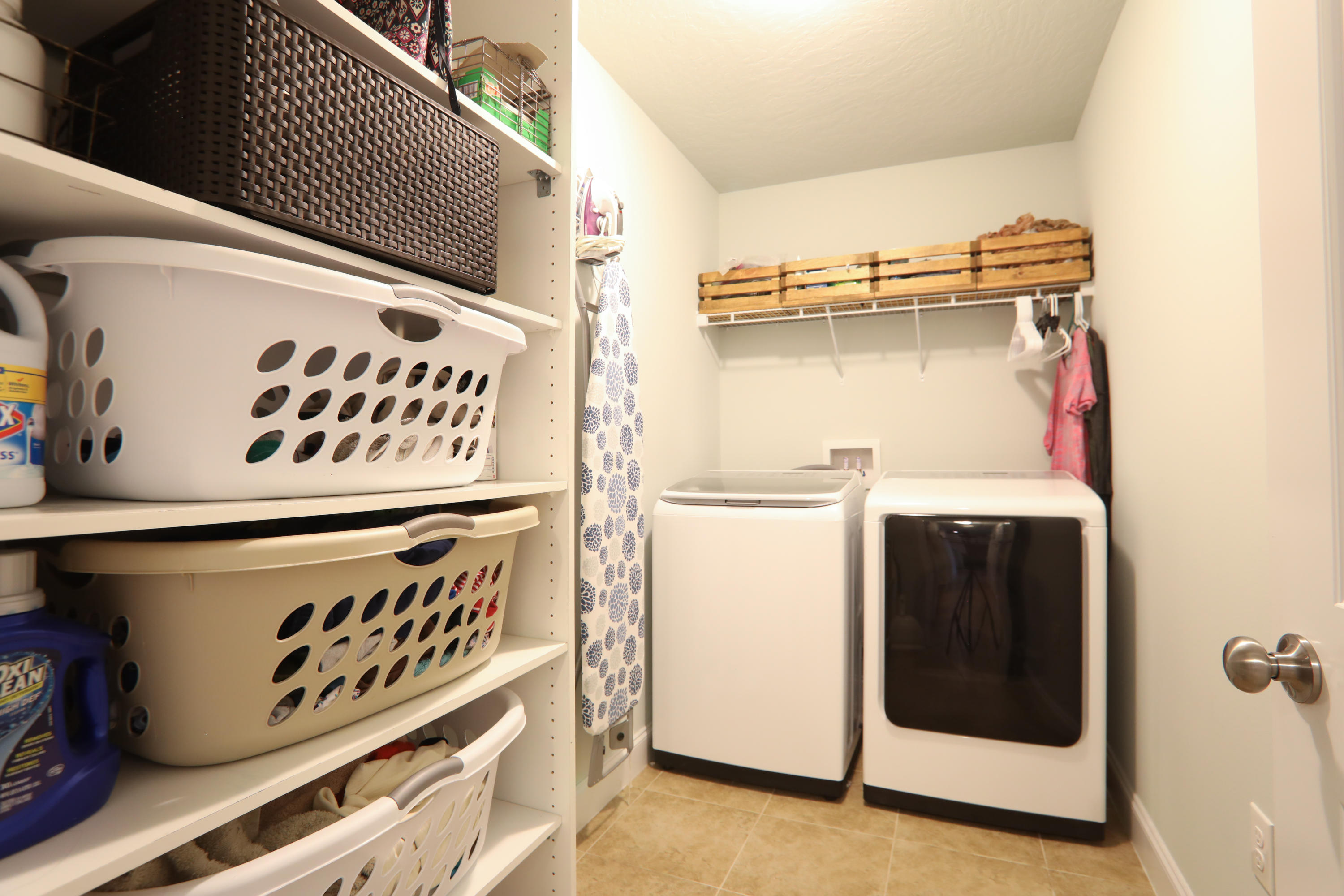 INDIAN TRAIL ESTATES - Residential