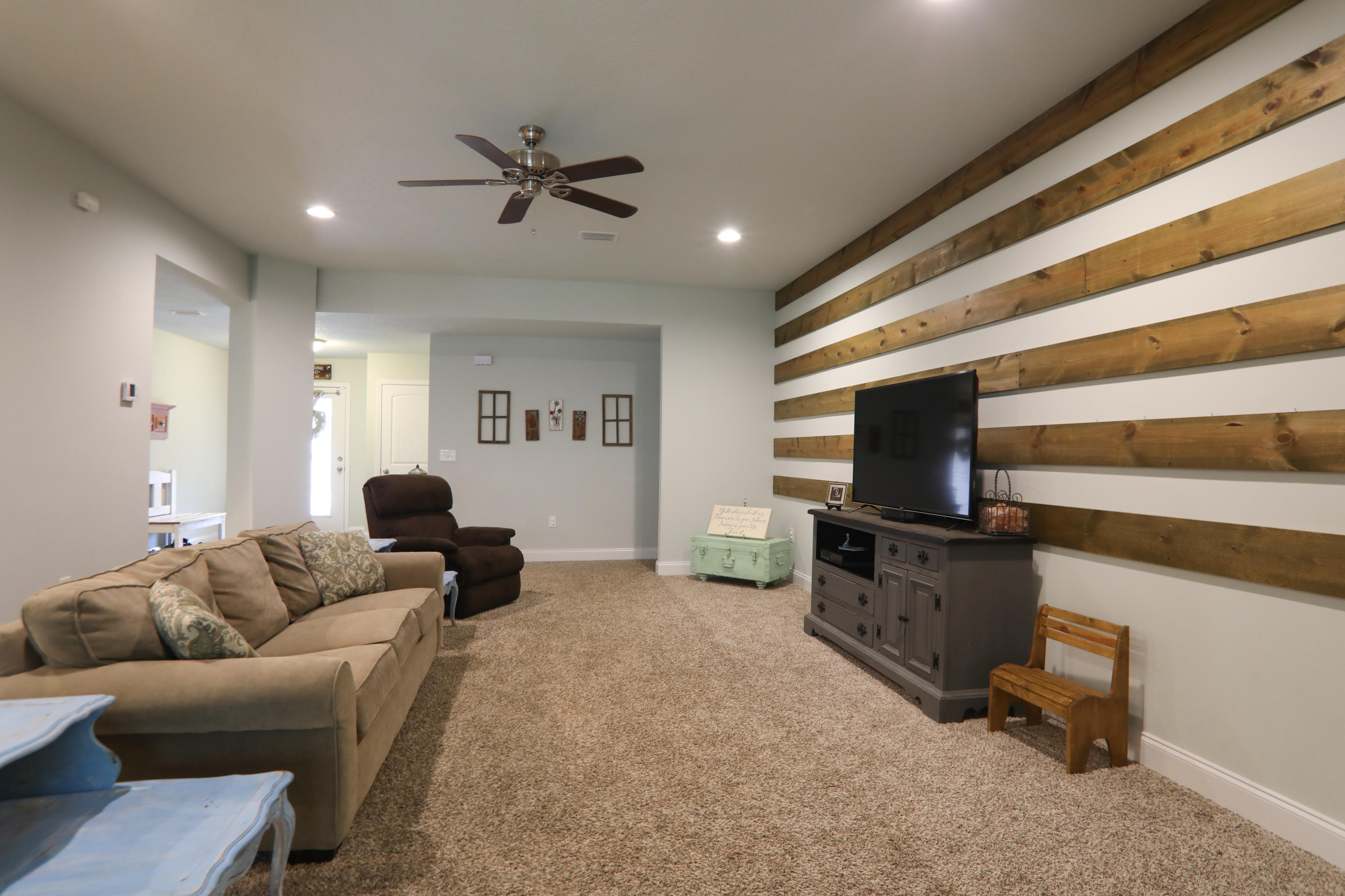 INDIAN TRAIL ESTATES - Residential