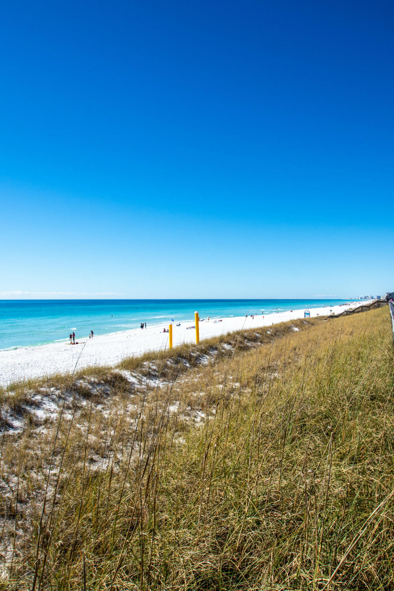 SUMMER BREEZE CONDO - Residential