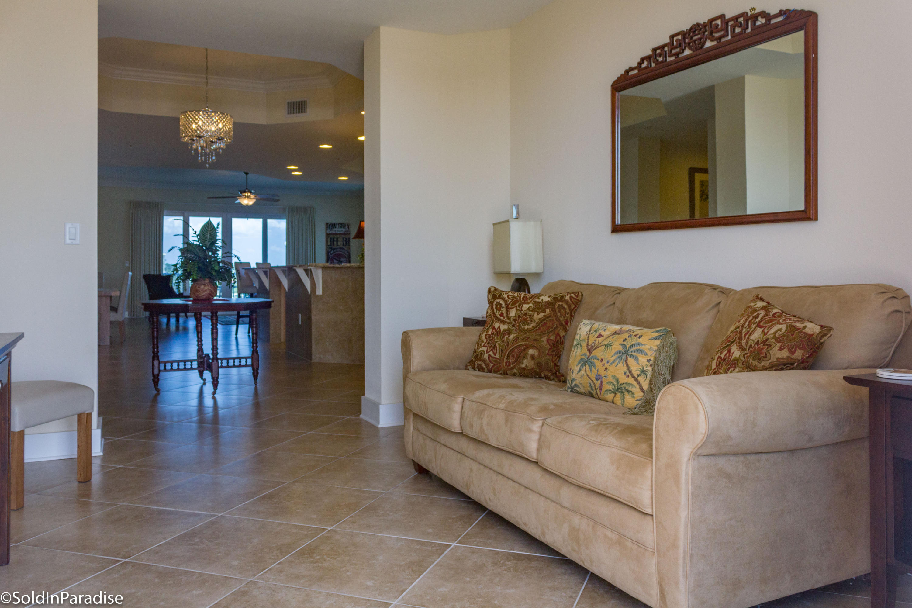 HARBOR LIGHTS - Residential