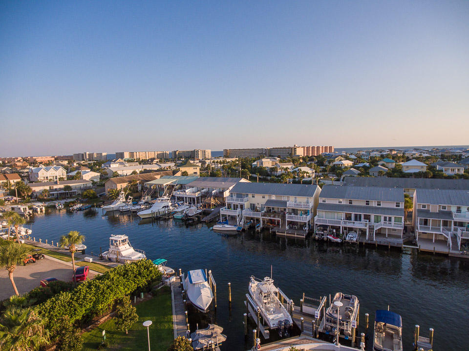 HARBOR LIGHTS - Residential