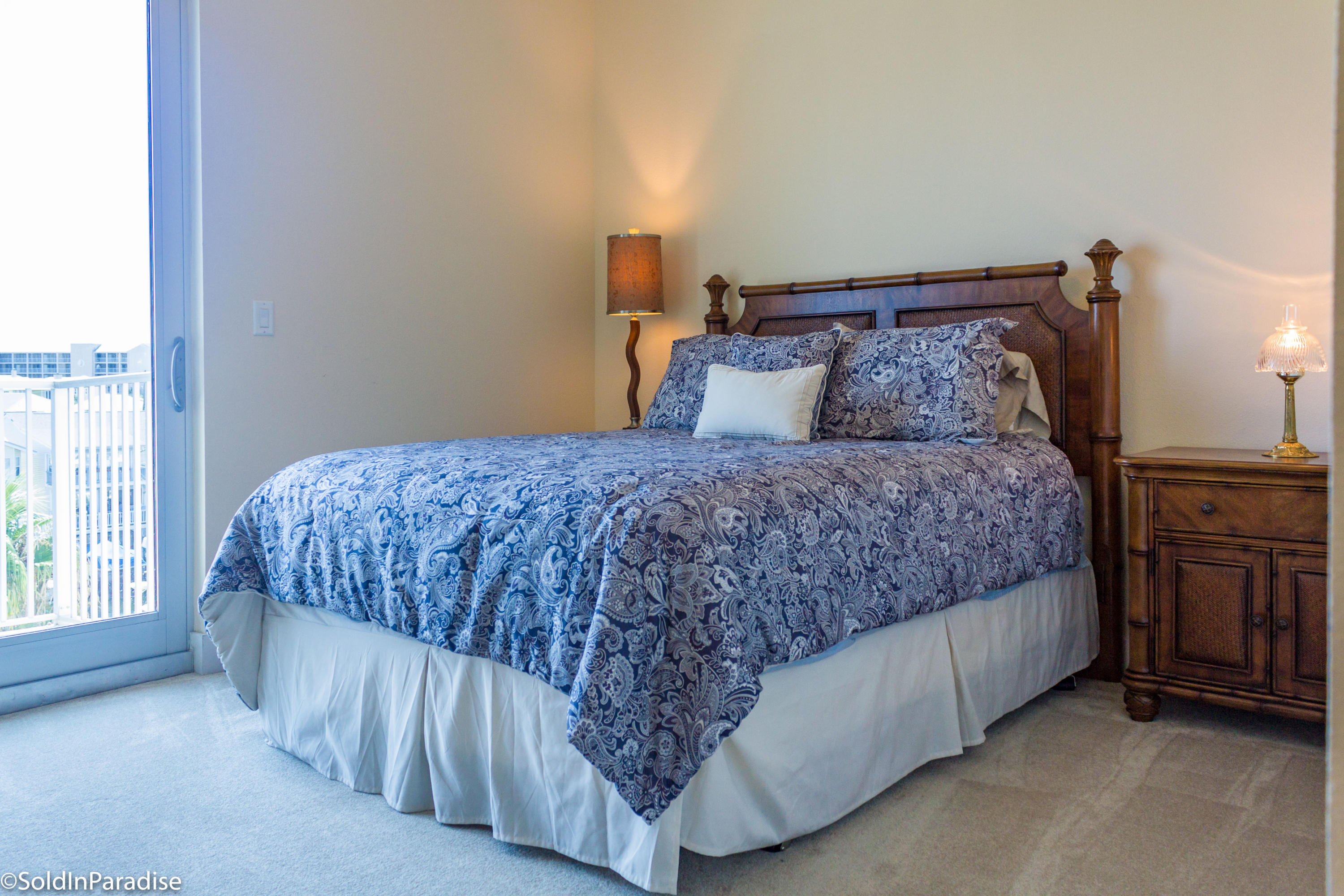 HARBOR LIGHTS - Residential