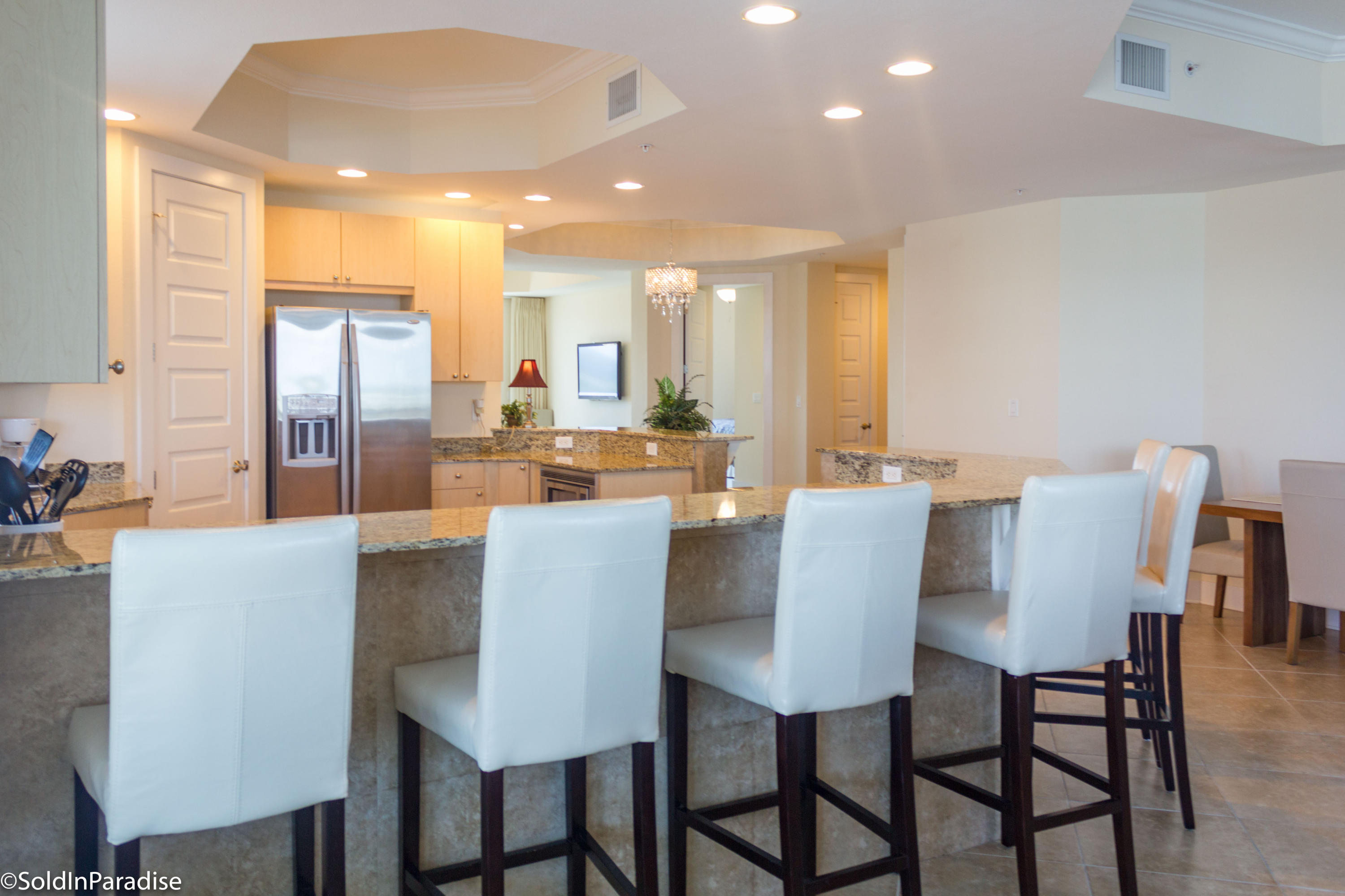 HARBOR LIGHTS - Residential