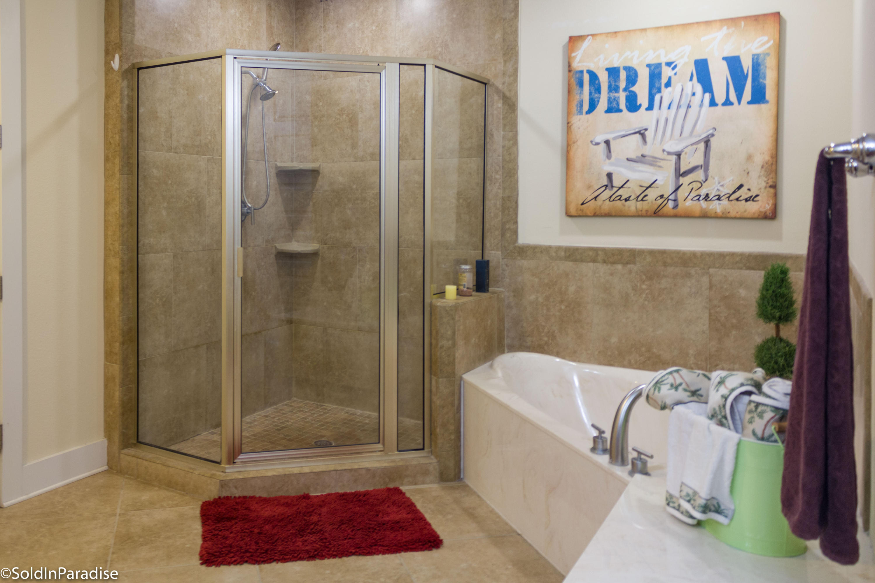 HARBOR LIGHTS - Residential