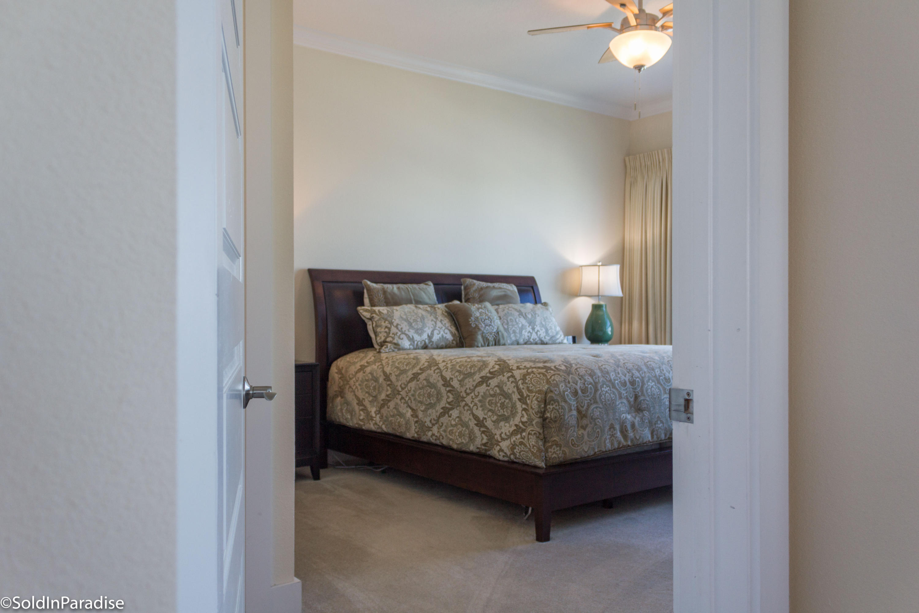 HARBOR LIGHTS - Residential