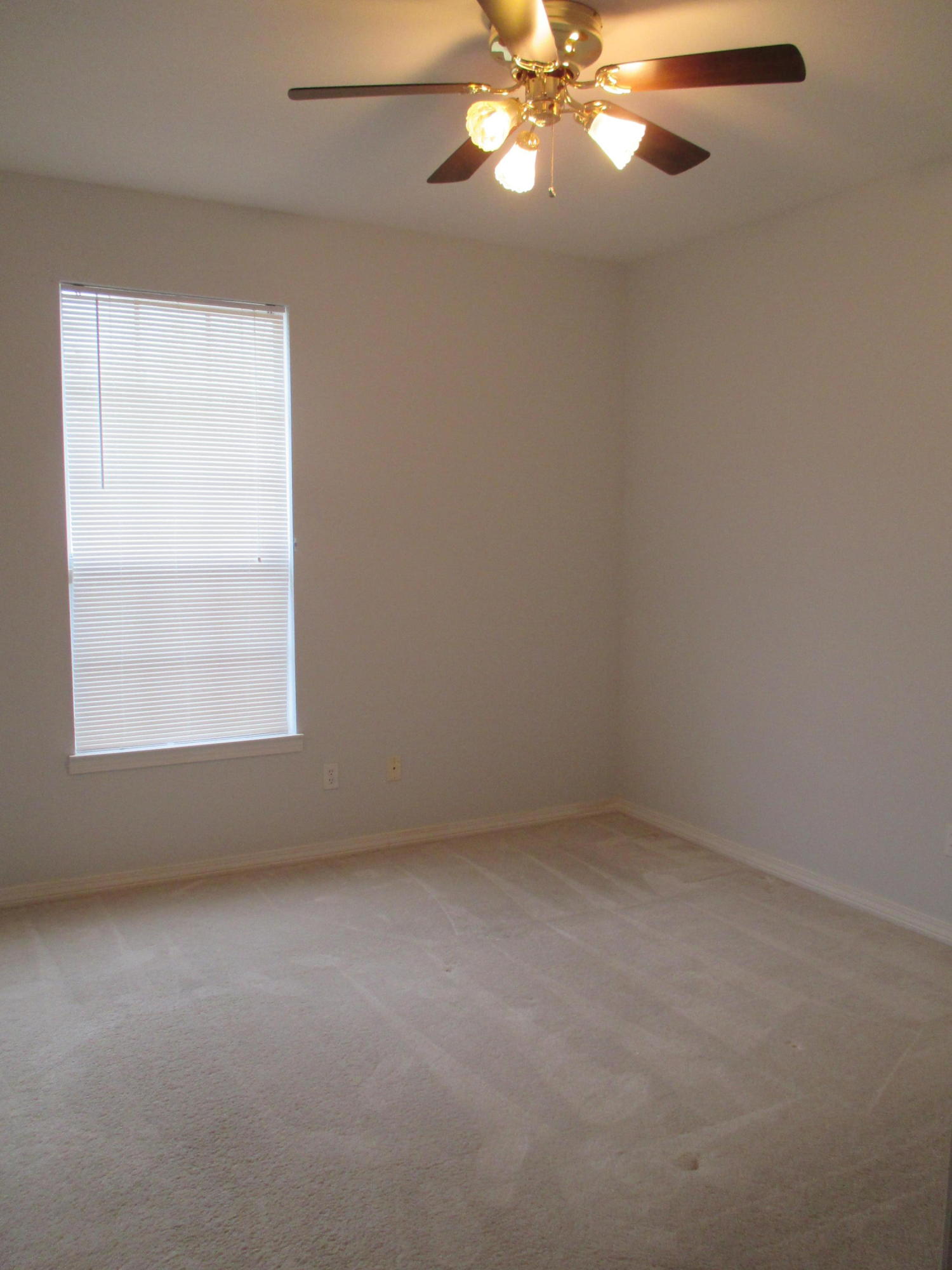 LAKE POINTE - Residential