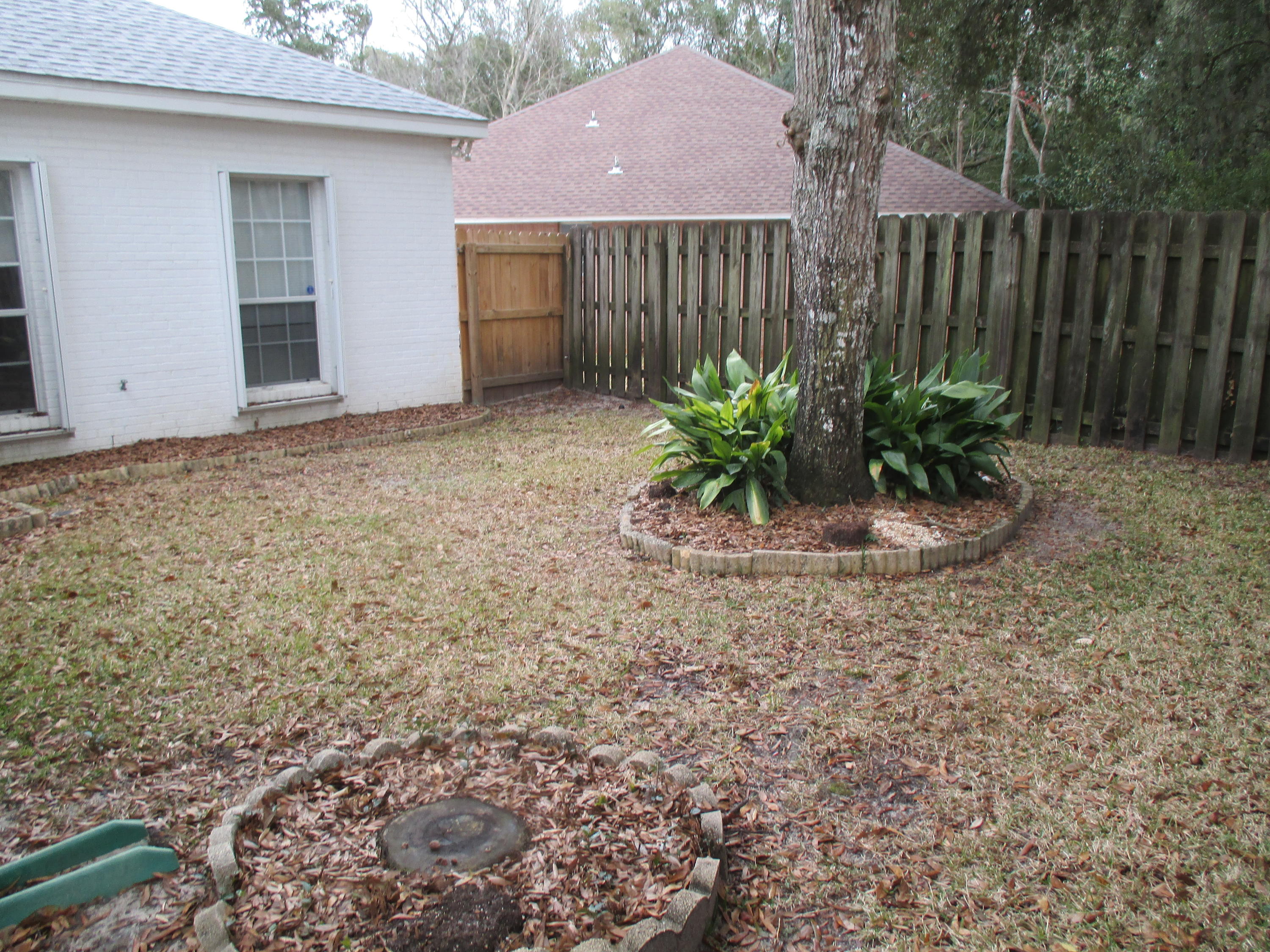 LAKE POINTE - Residential