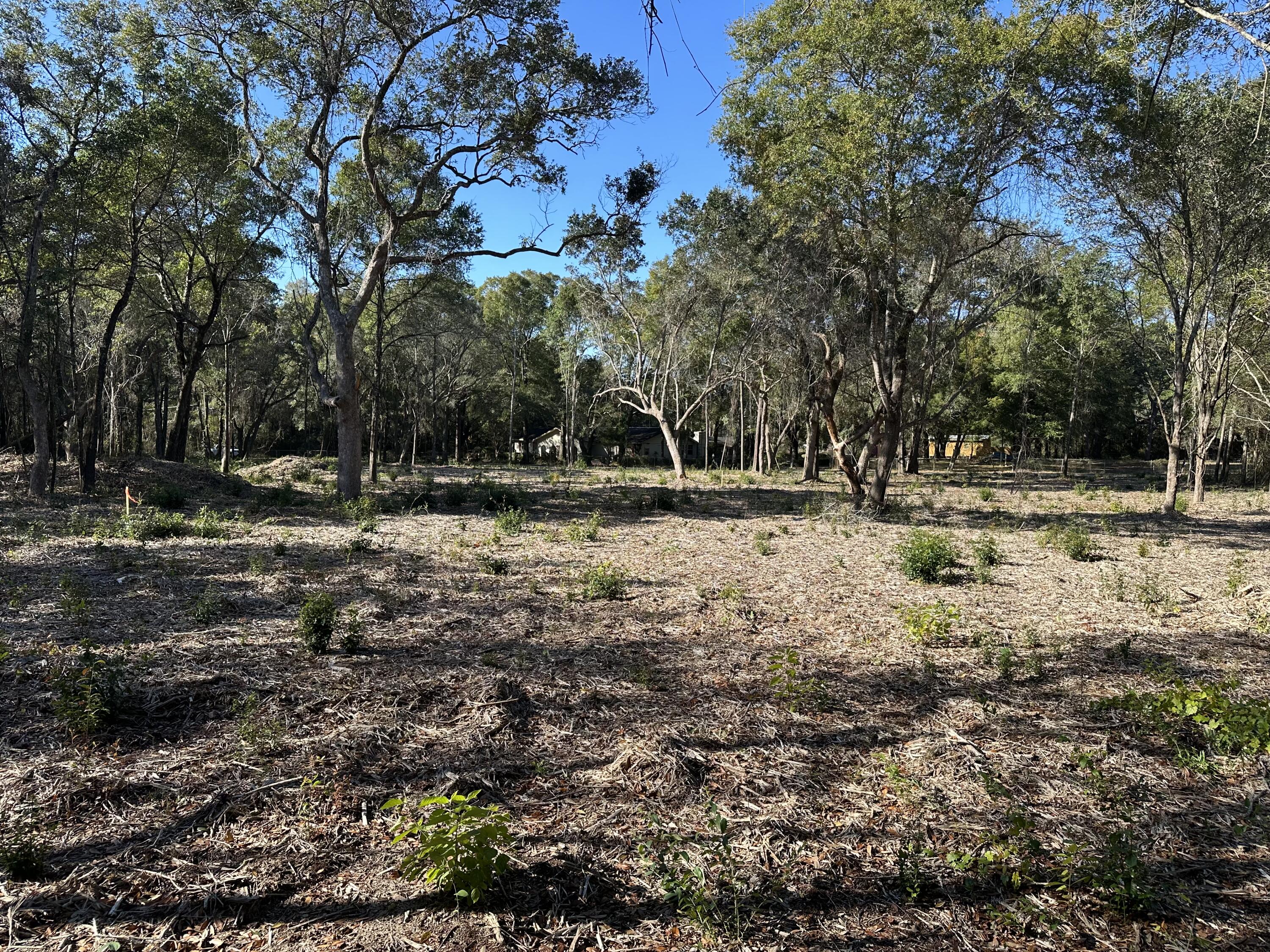 07-1N-27-0000-01202-0000 - Land