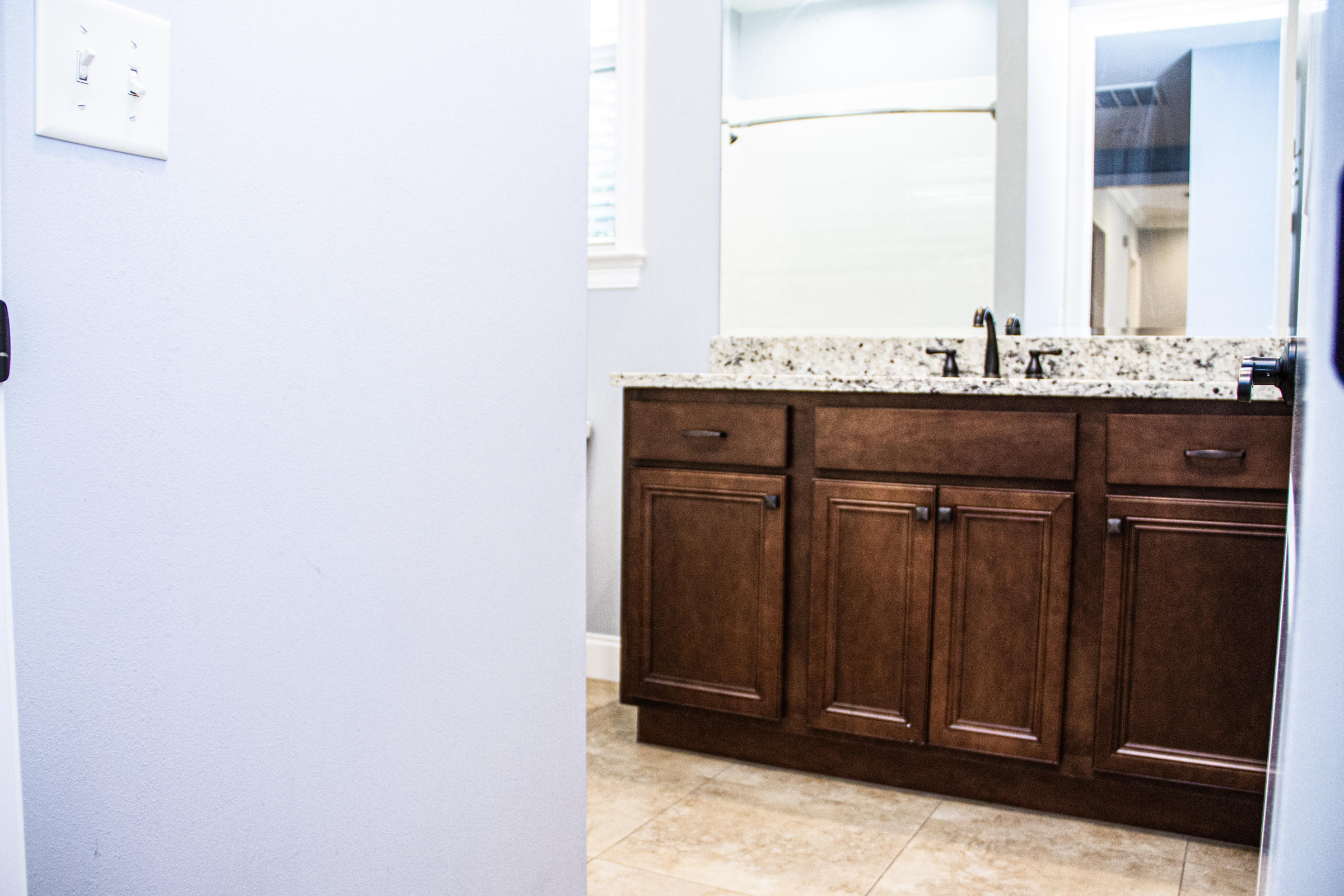 MAGNOLIA WOODS - Residential Lease