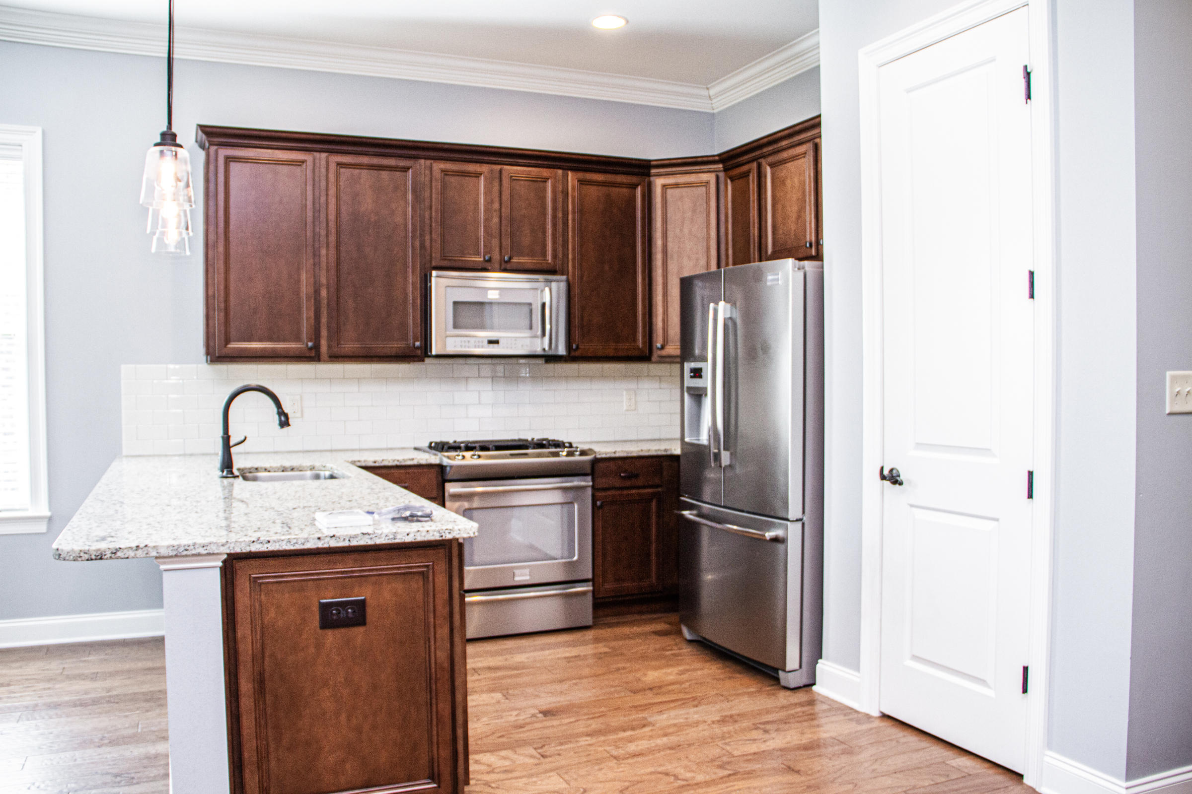 MAGNOLIA WOODS - Residential Lease