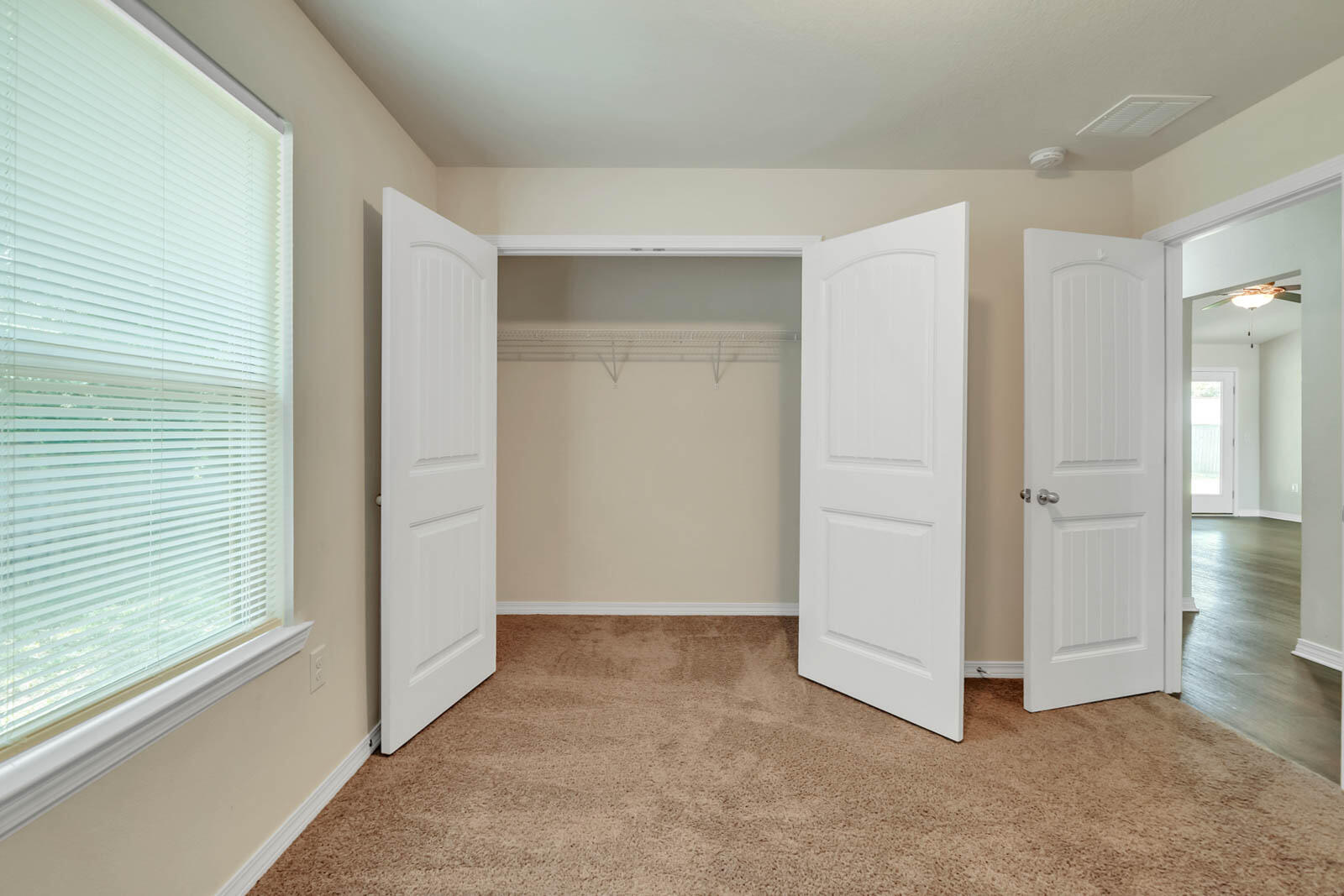 COUNTRY BREEZE ESTATES - Residential