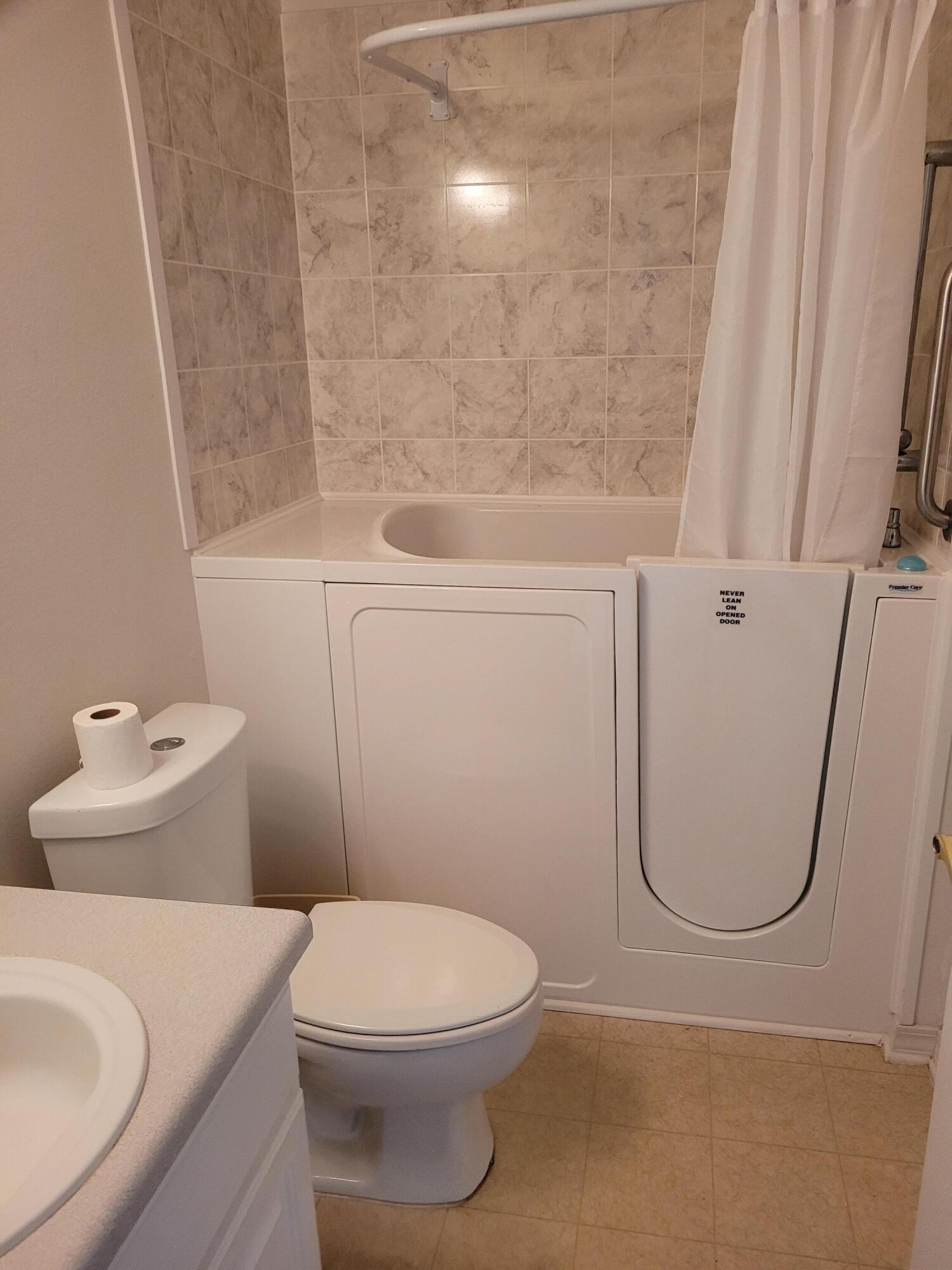 Cross Creek Shores - Residential