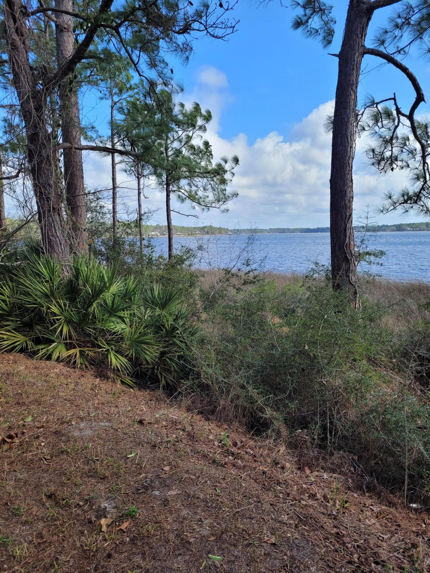 Cross Creek Shores - Residential