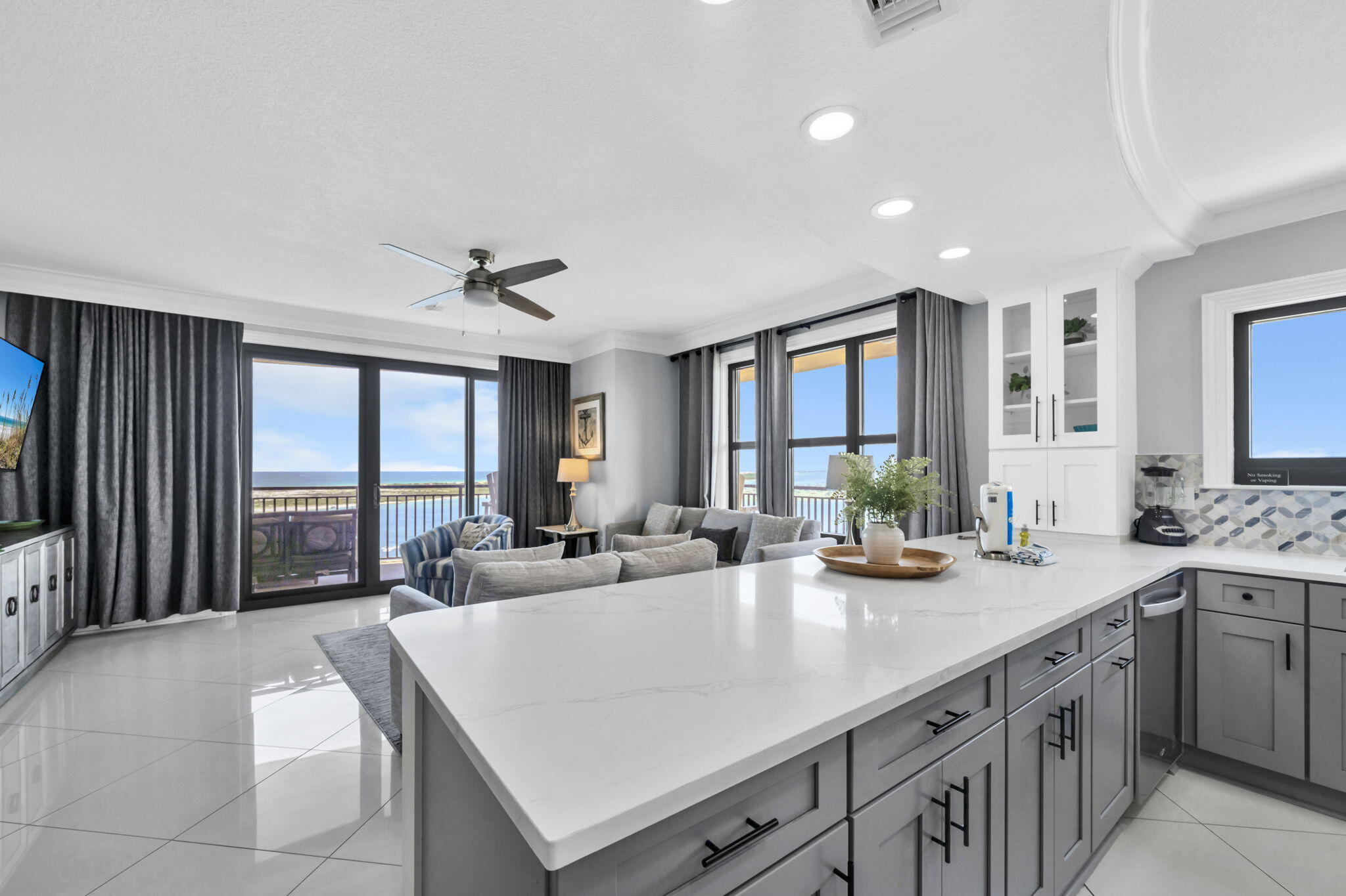 EMERALD GRANDE - Residential