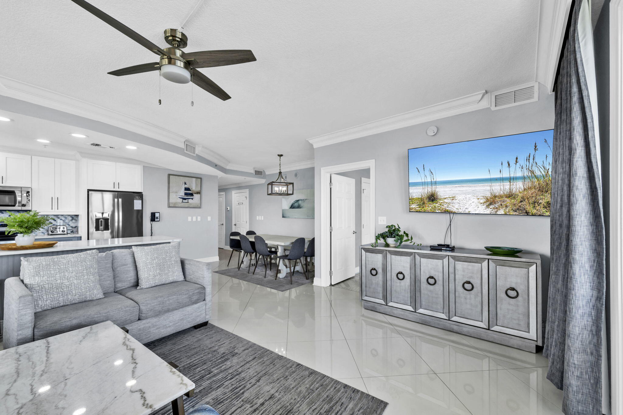 EMERALD GRANDE - Residential