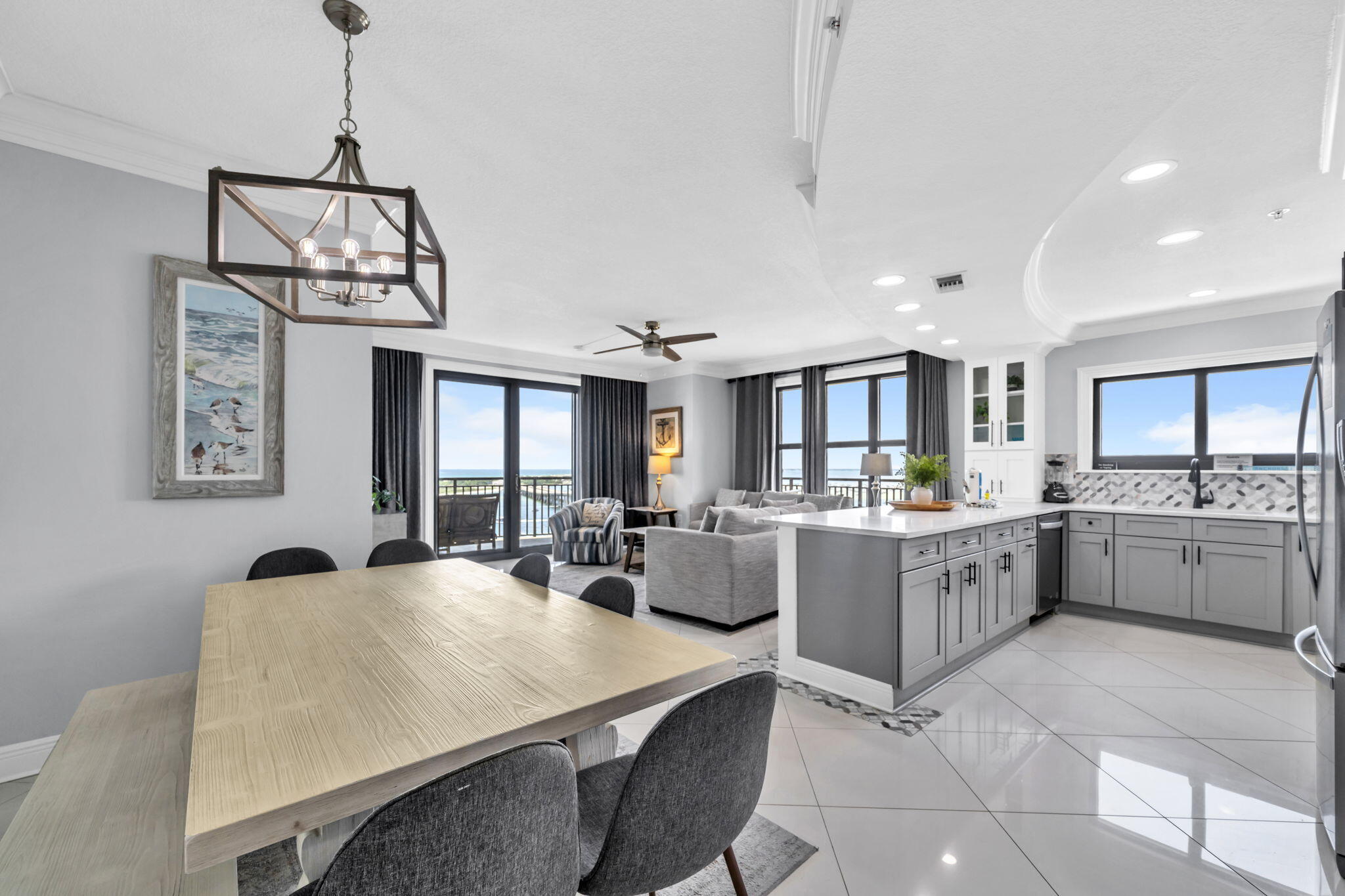 EMERALD GRANDE - Residential