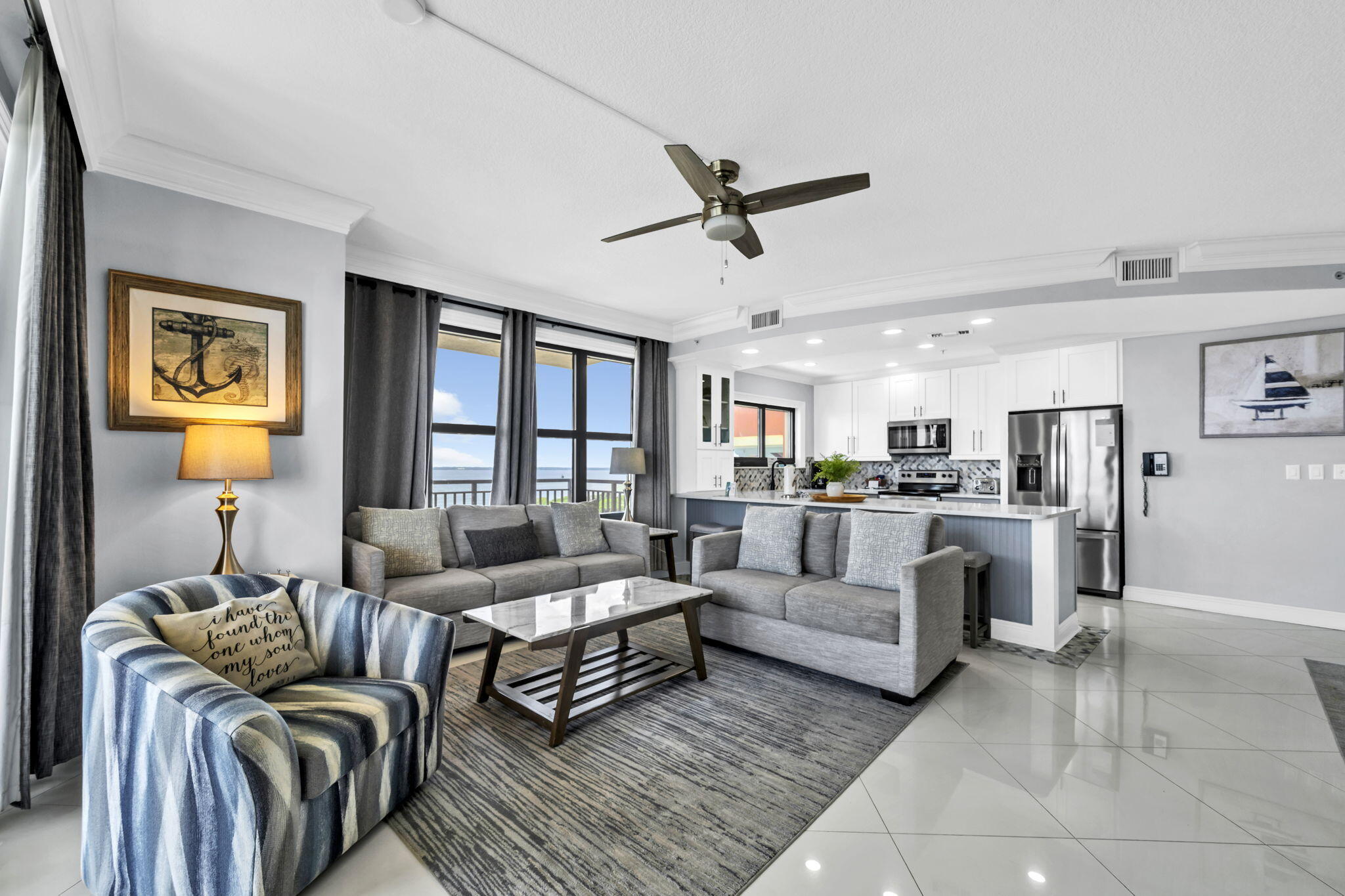 EMERALD GRANDE - Residential
