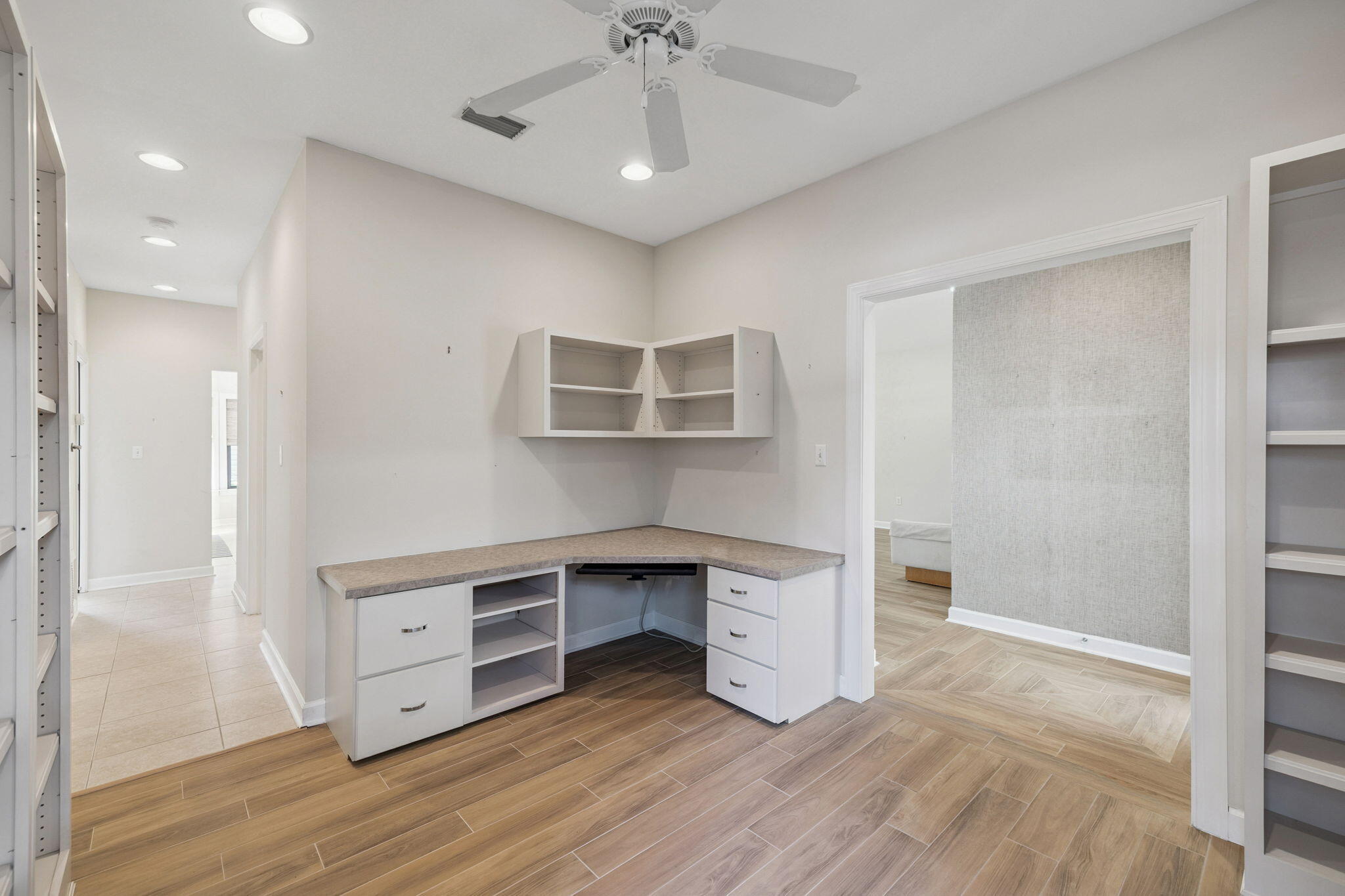 DEERWOOD DRIVE - Residential