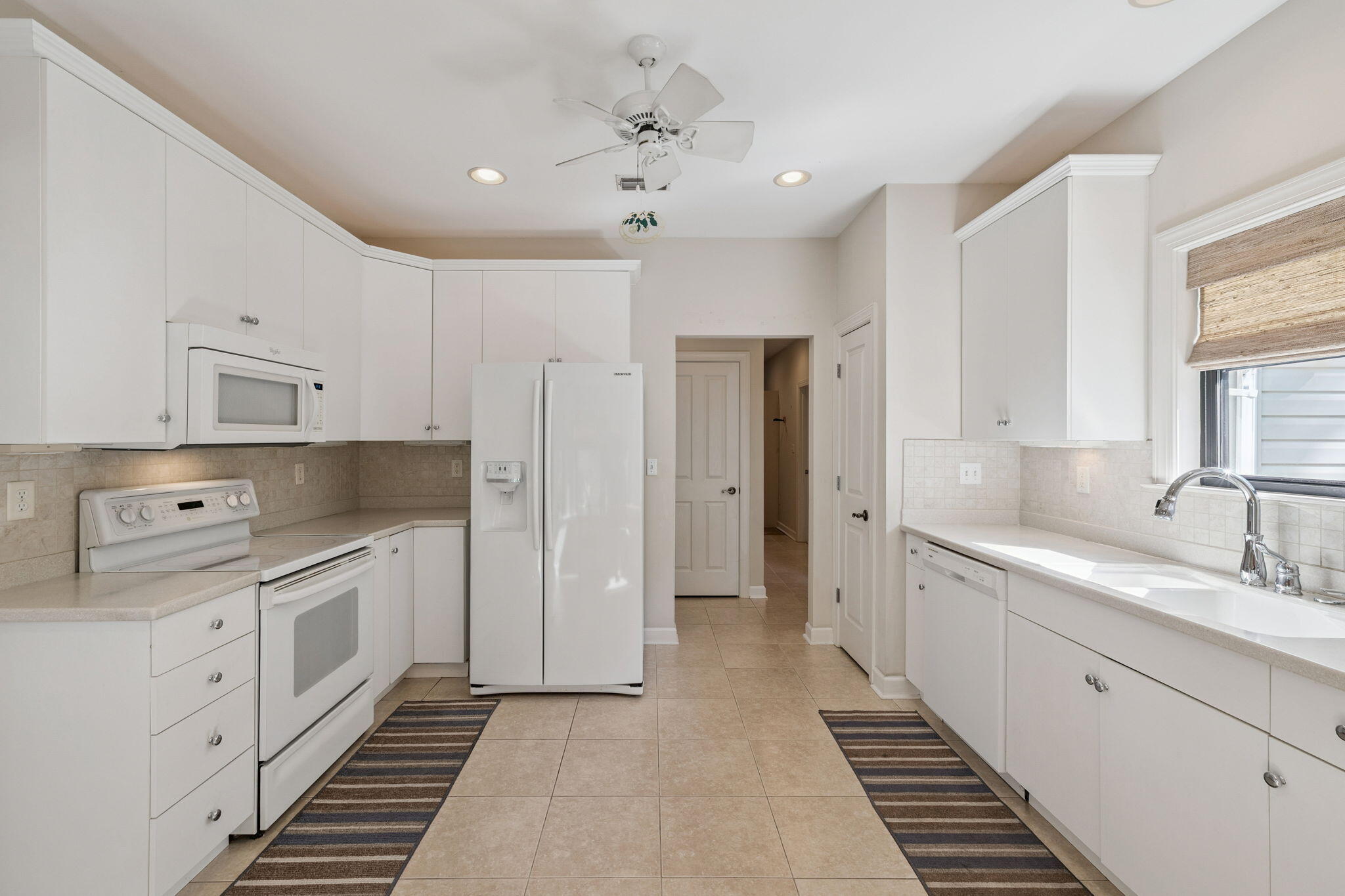 DEERWOOD DRIVE - Residential