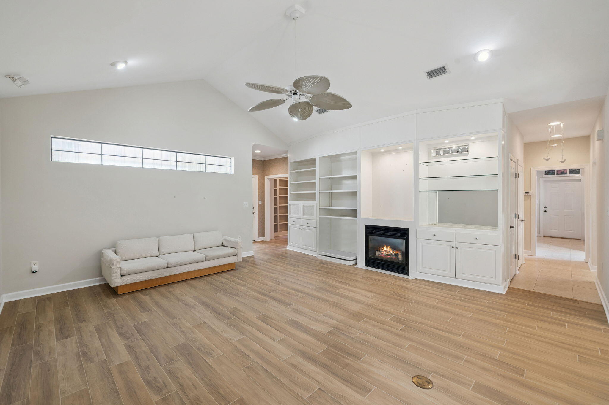 DEERWOOD DRIVE - Residential