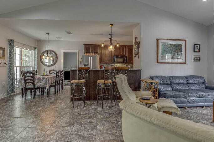 DRIFTWOOD SHORES - Residential