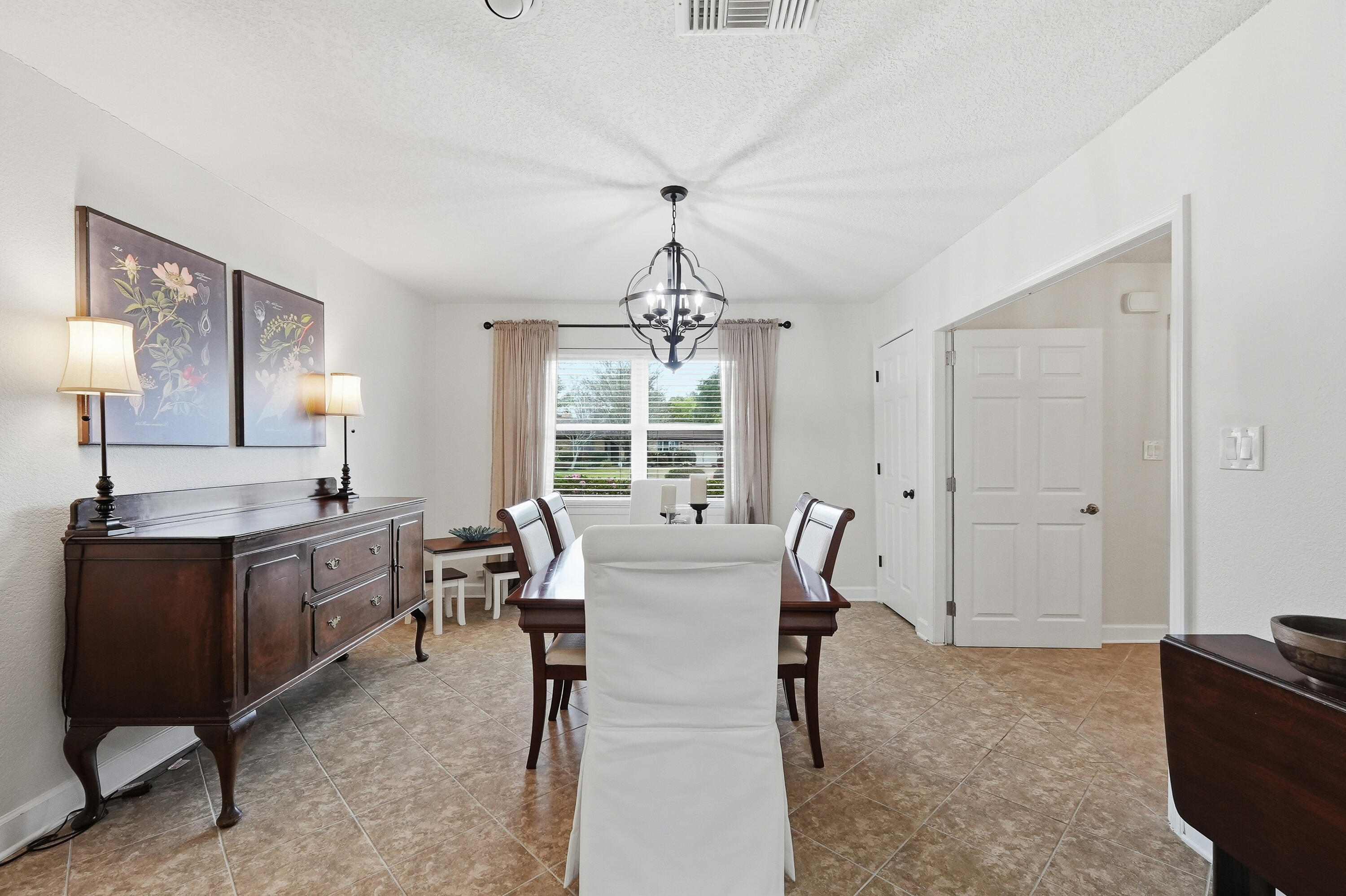 LAKE LORRAINE ESTATES 3 - Residential