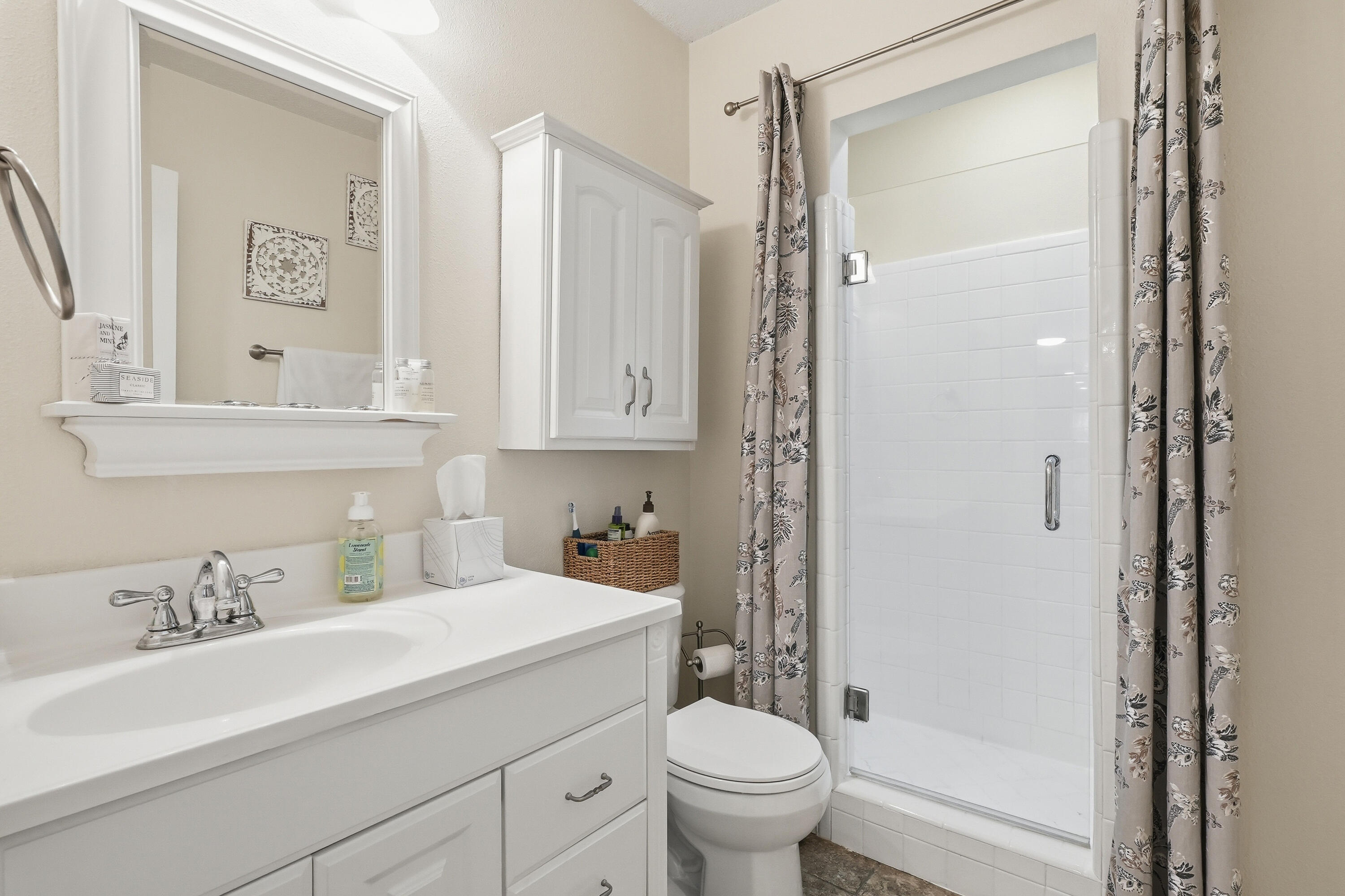 LAKE LORRAINE ESTATES 3 - Residential