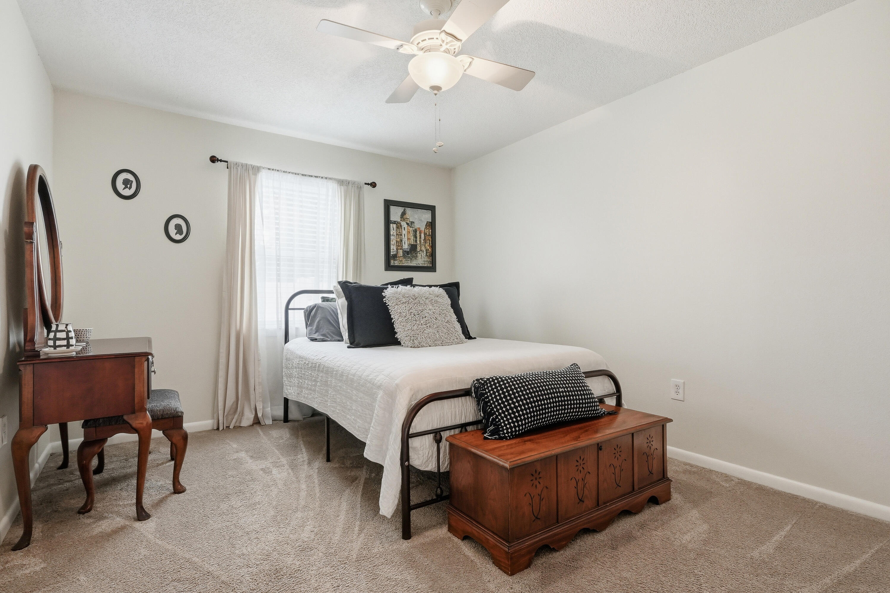 LAKE LORRAINE ESTATES 3 - Residential