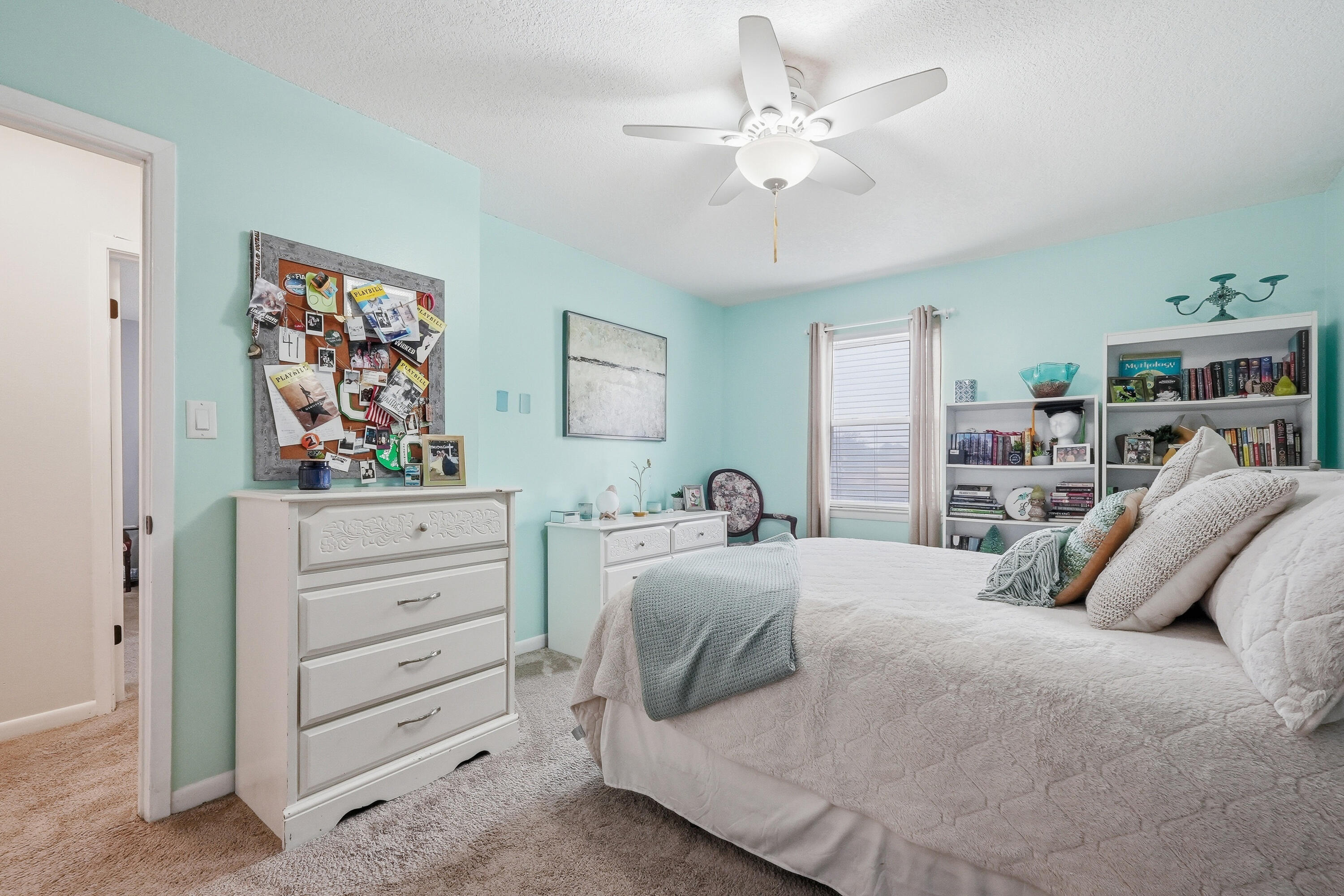 LAKE LORRAINE ESTATES 3 - Residential