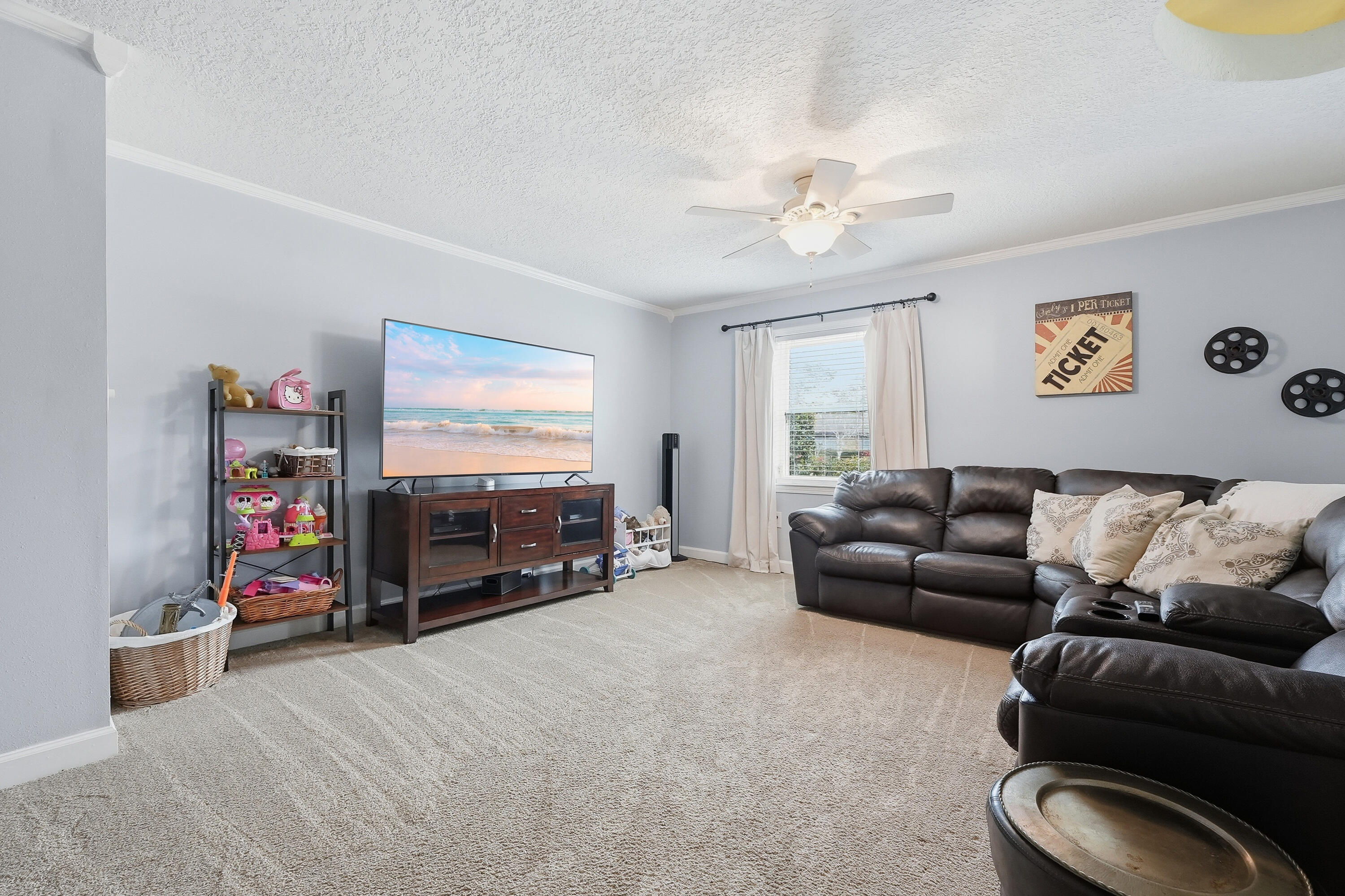 LAKE LORRAINE ESTATES 3 - Residential