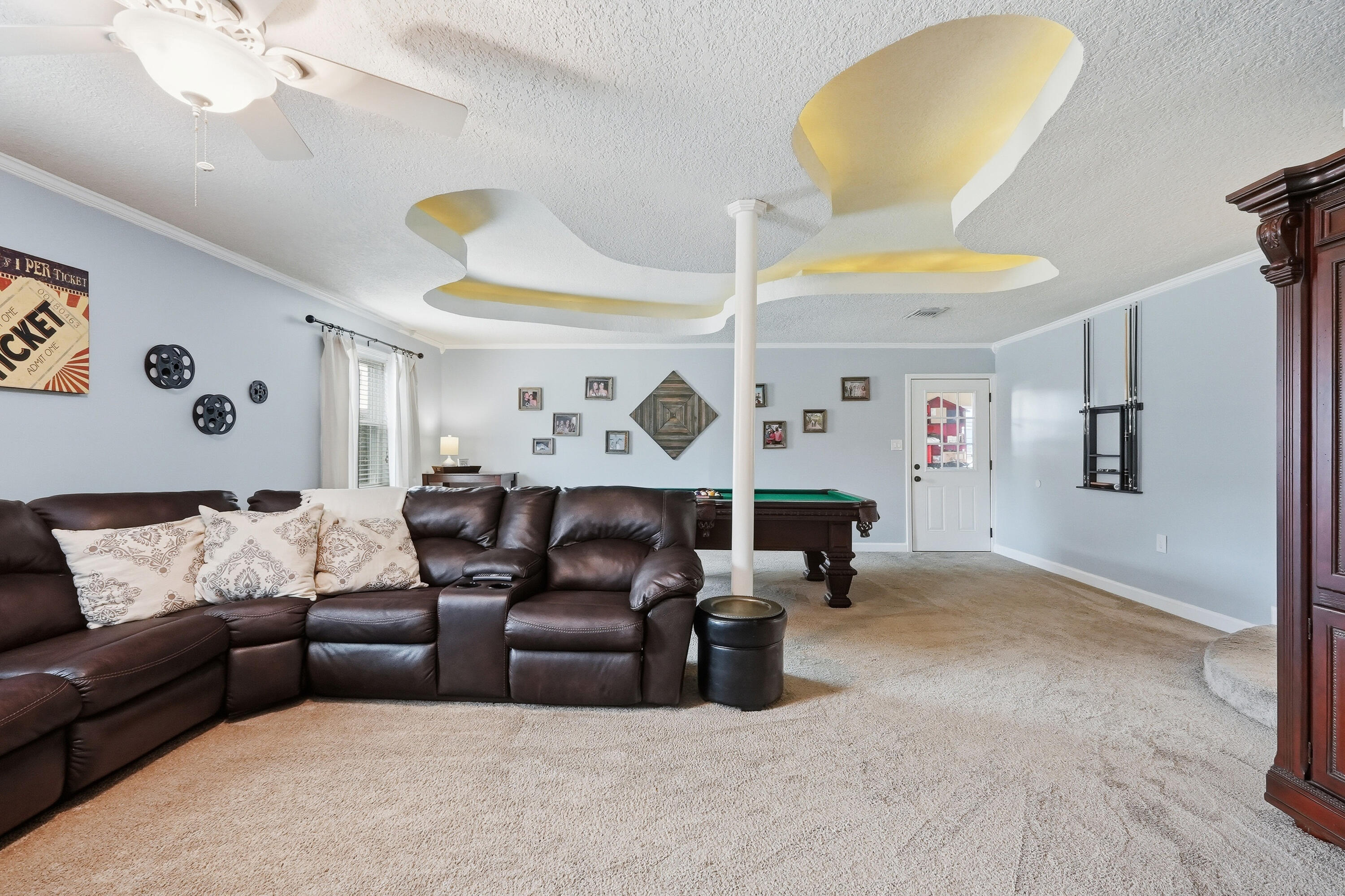 LAKE LORRAINE ESTATES 3 - Residential