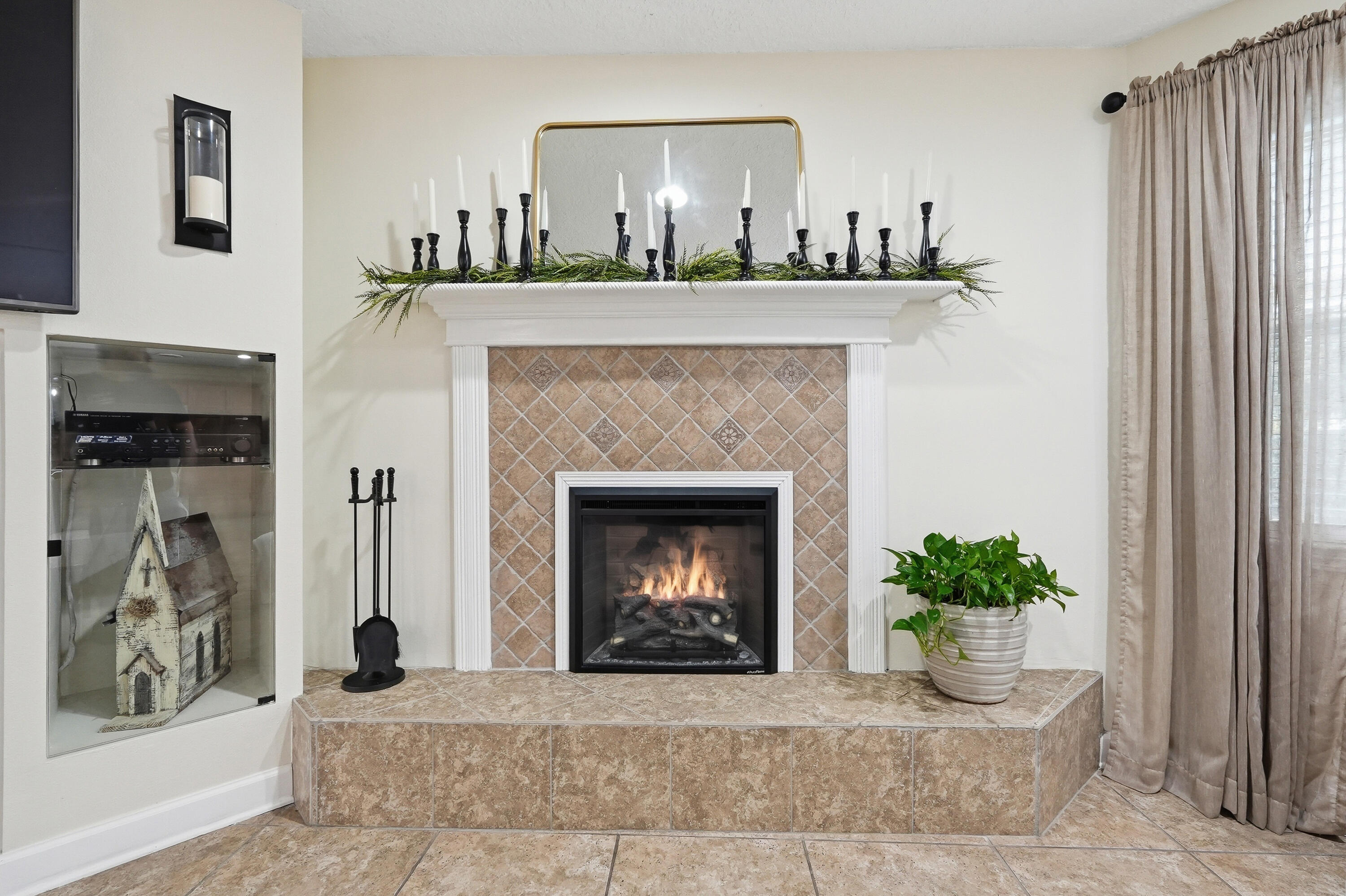 LAKE LORRAINE ESTATES 3 - Residential