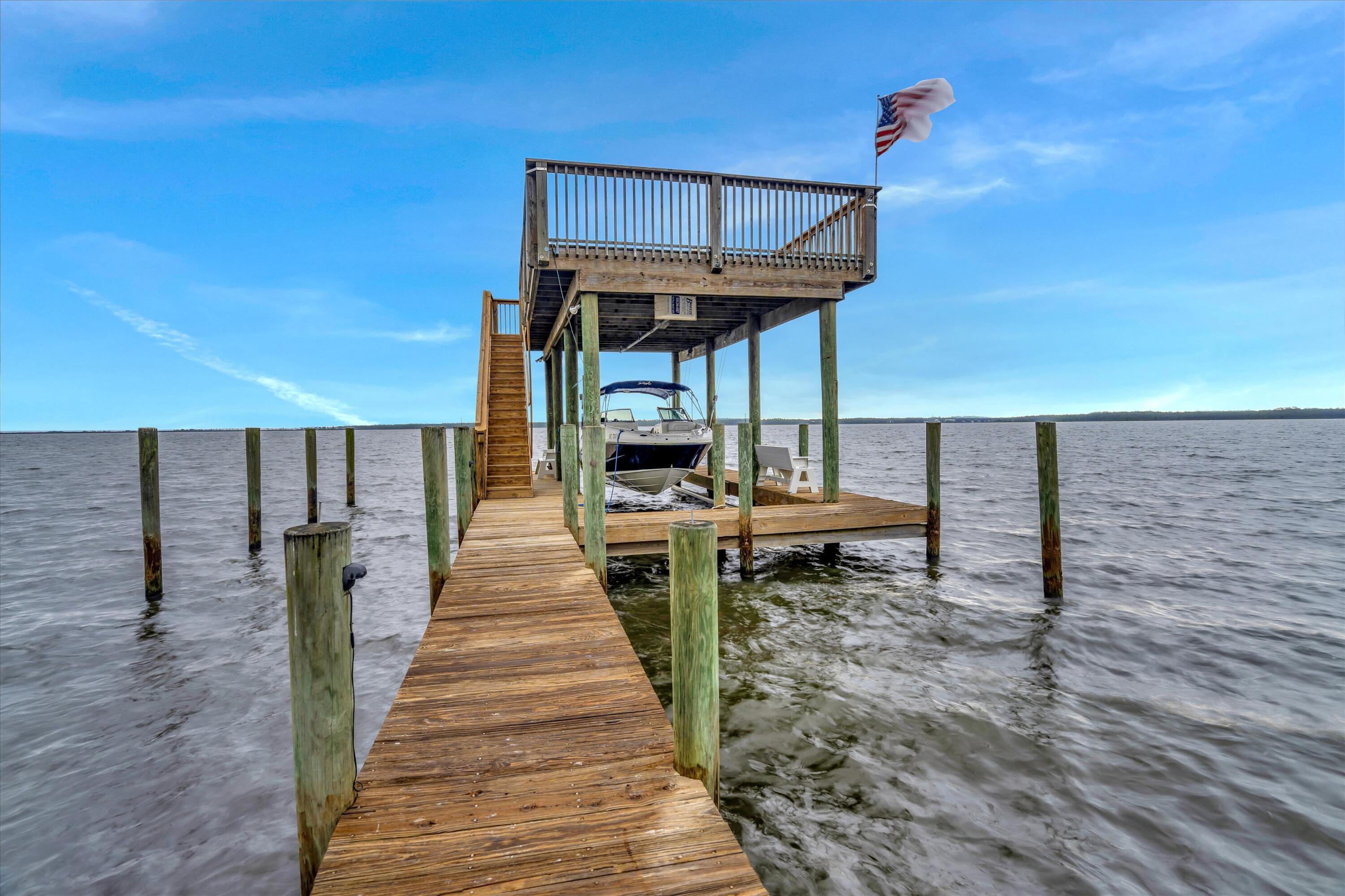 WOODLAND BAYOU ESTATES - Residential