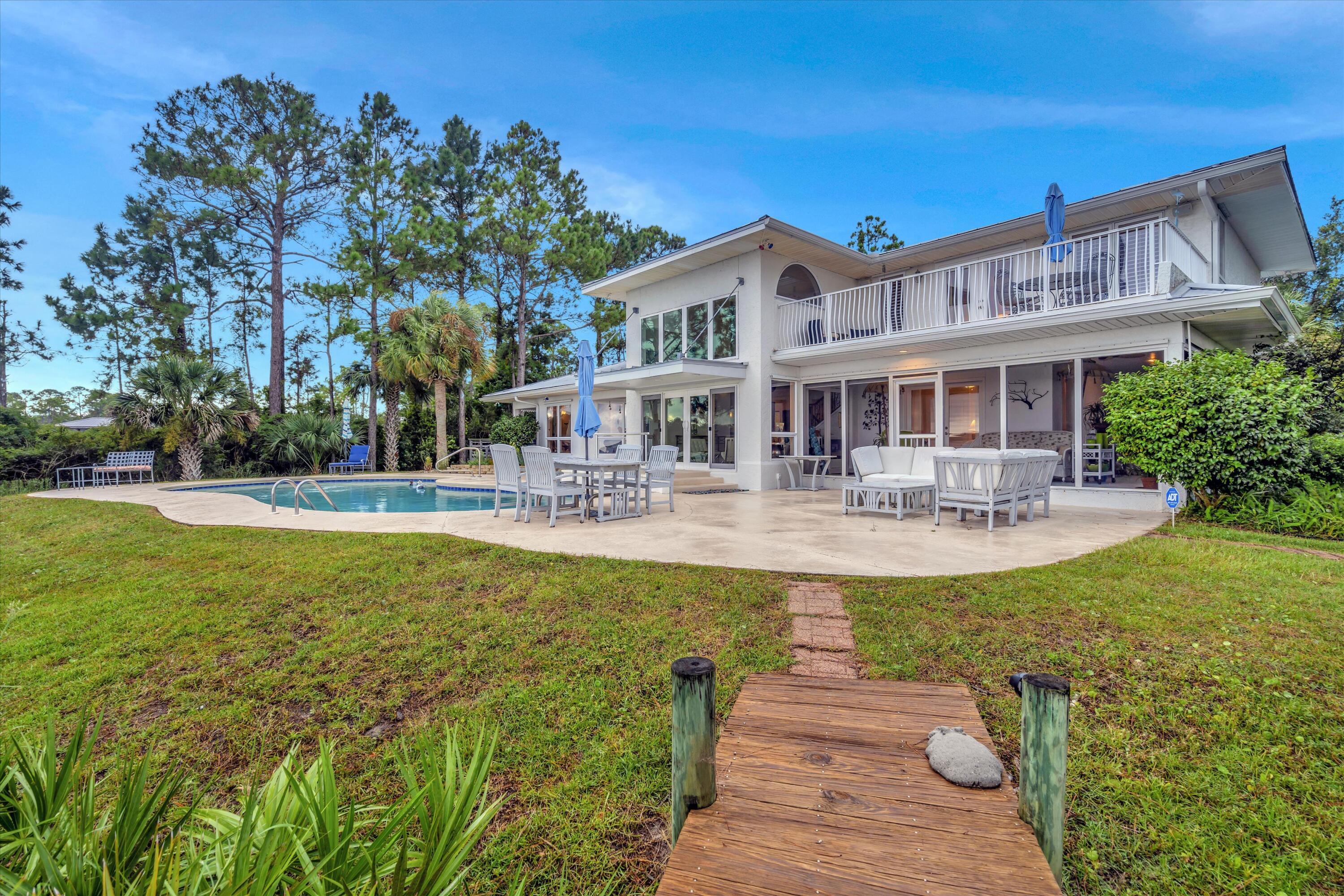 WOODLAND BAYOU ESTATES - Residential