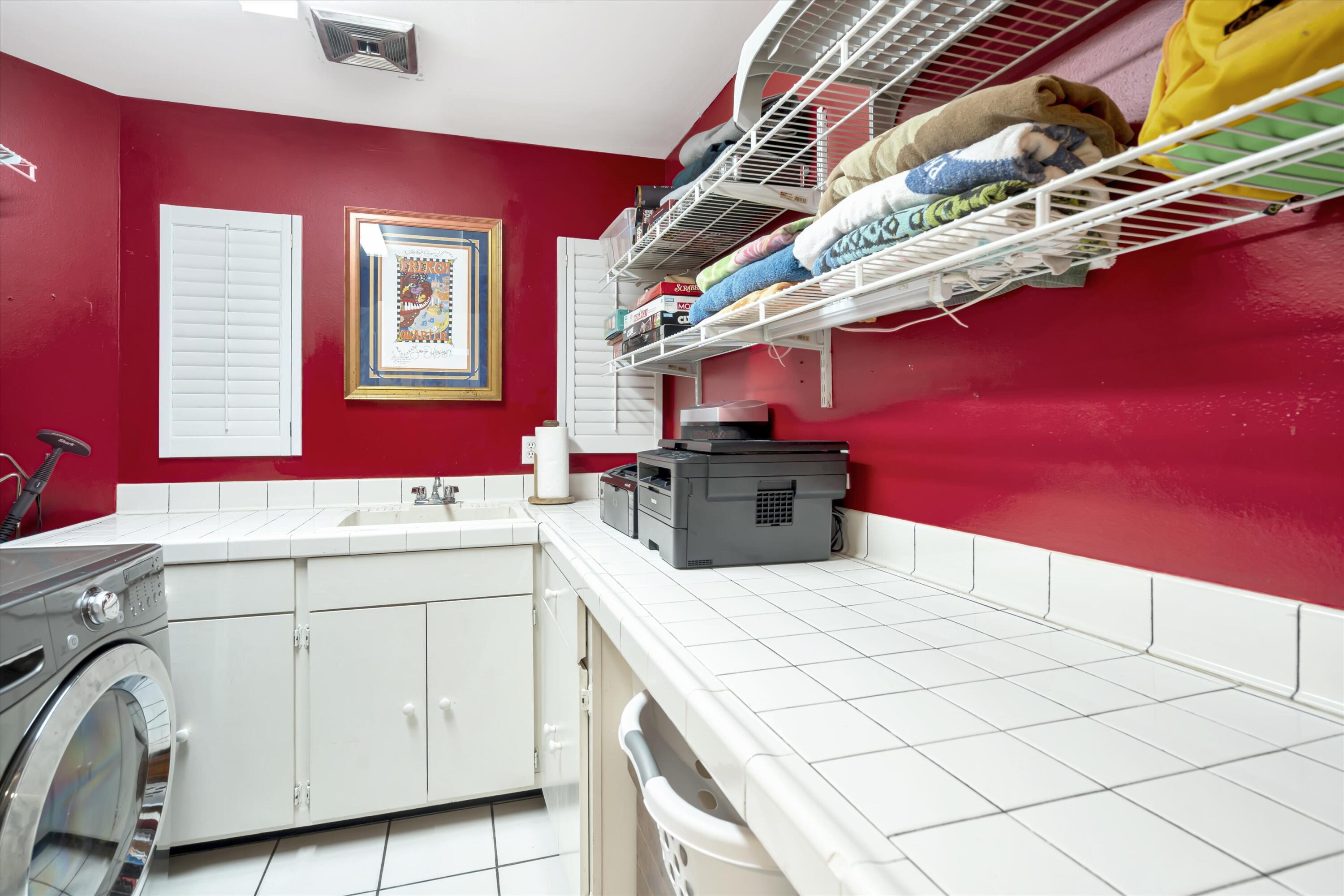 WOODLAND BAYOU ESTATES - Residential