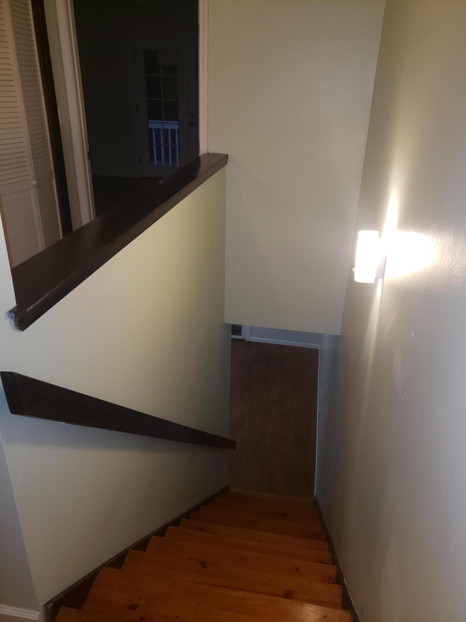 SCOTTWOOD - Residential